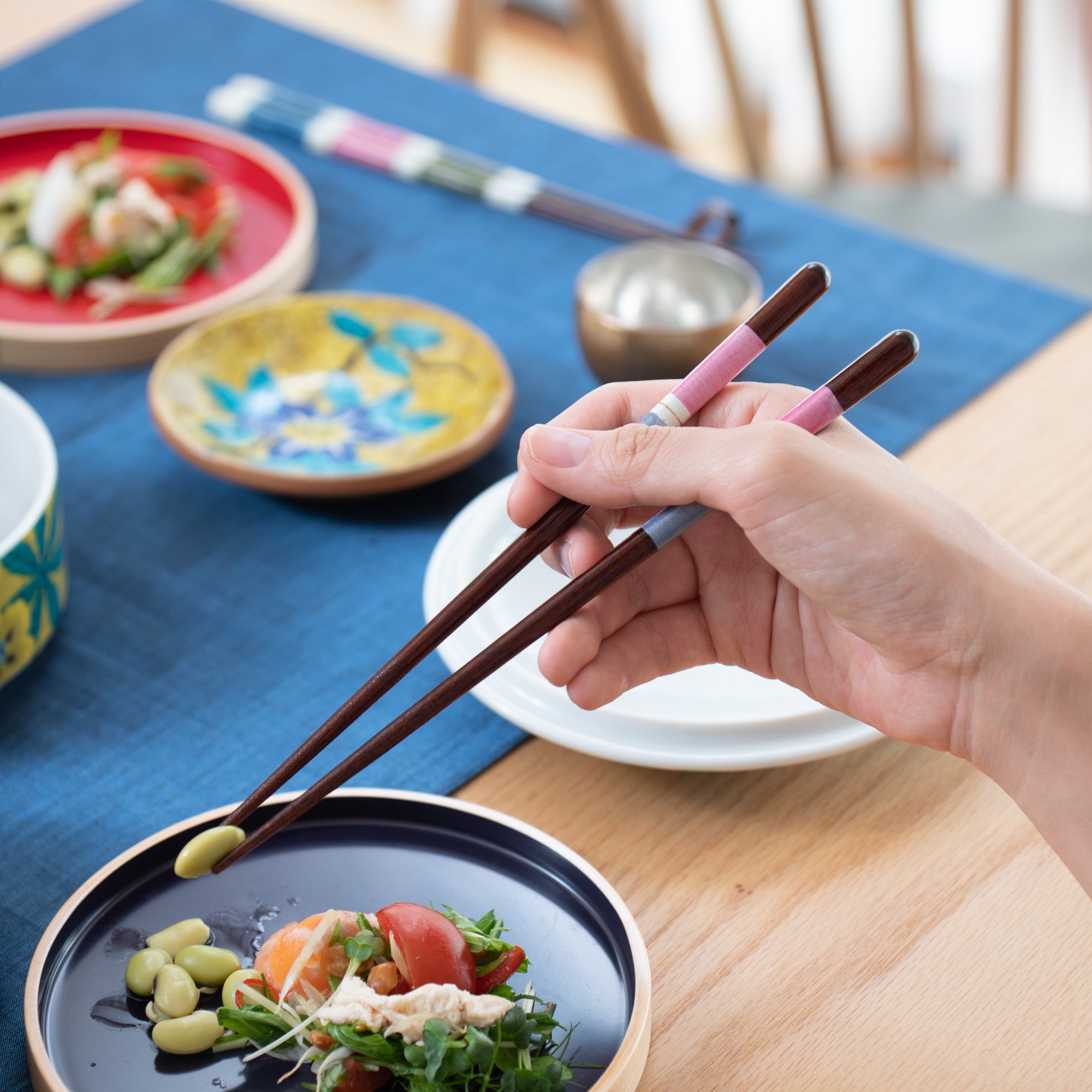 Issou Arima Wakasa Lacquer Chopsticks 21 cm/8.3 in or 23 cm/9 in - MUSUBI KILN - Quality Japanese Tableware and Gift