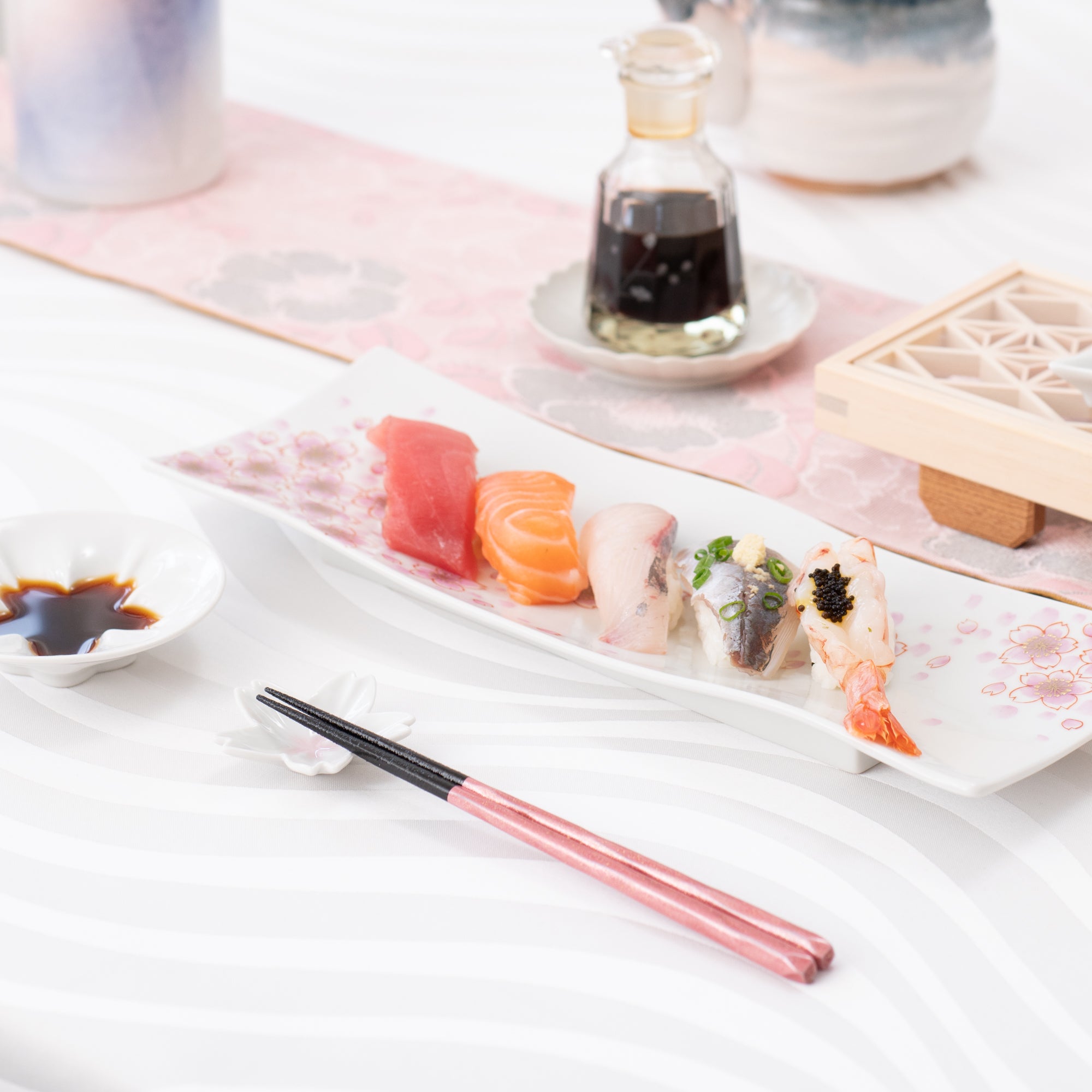 Issou Aurora Wakasa Lacquer Chopsticks 21cm/8.3in or 23cm/9in - MUSUBI KILN - Quality Japanese Tableware and Gift