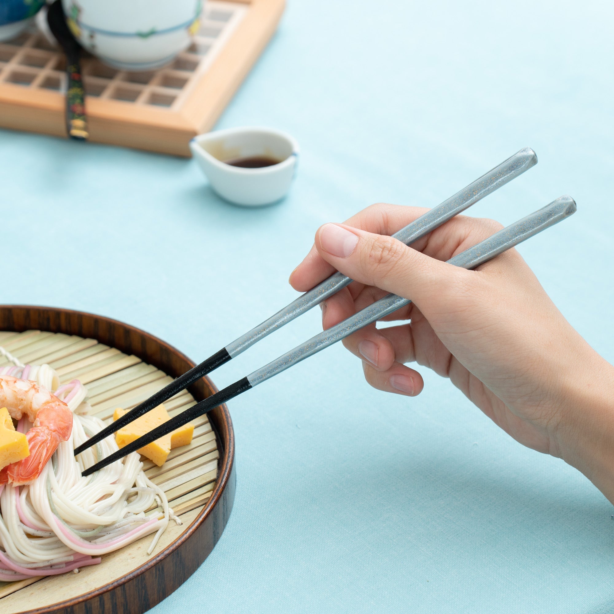 Issou Aurora Wakasa Lacquer Chopsticks 21cm/8.3in or 23cm/9in - MUSUBI KILN - Quality Japanese Tableware and Gift