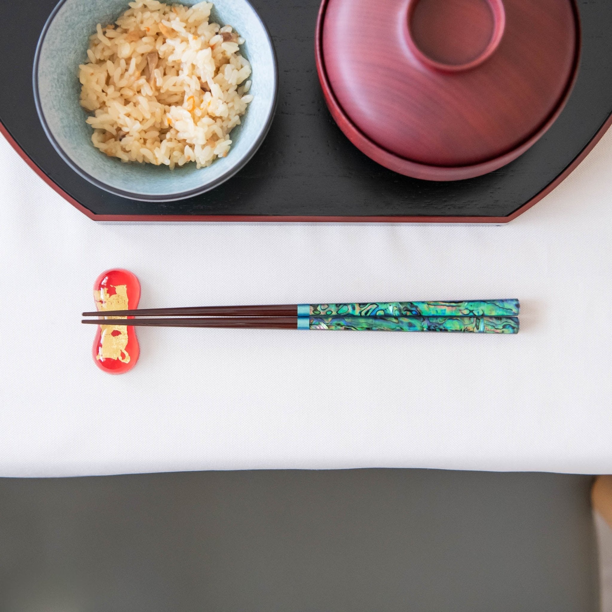Issou Miyabi - gai Wakasa Lacquer Chopsticks 23 cm/9 in or 21 cm/8.2 in - MUSUBI KILN - Quality Japanese Tableware and Gift
