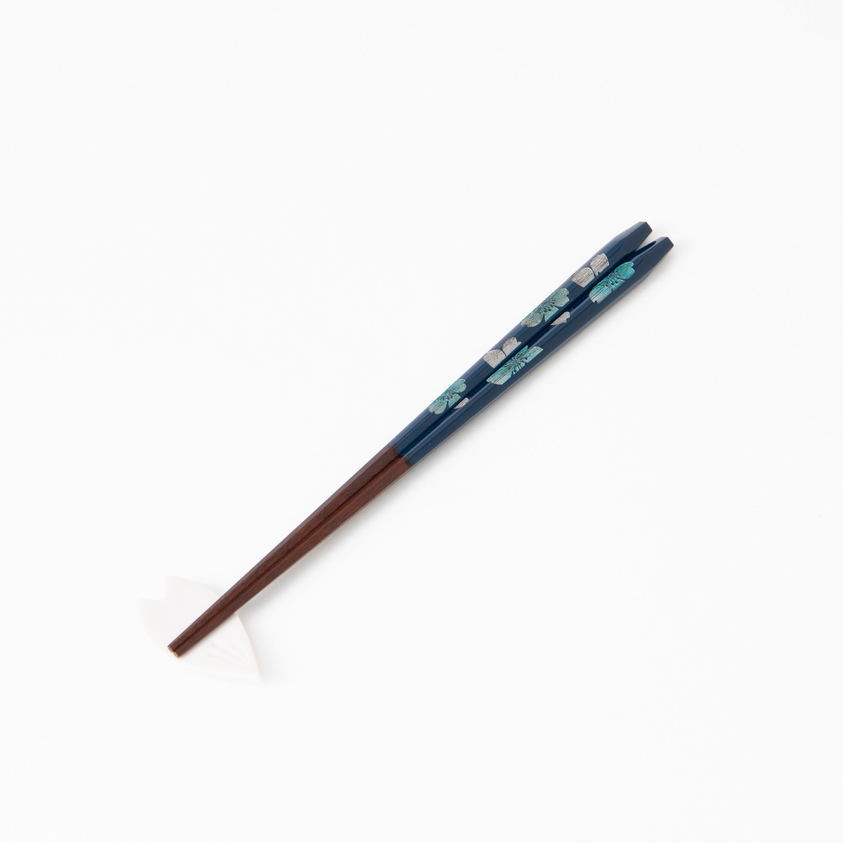 Issou Sakura Colors Wakasa Lacquer Chopsticks 21 cm/8.2 in or 23 cm/9 in - MUSUBI KILN - Quality Japanese Tableware and Gift