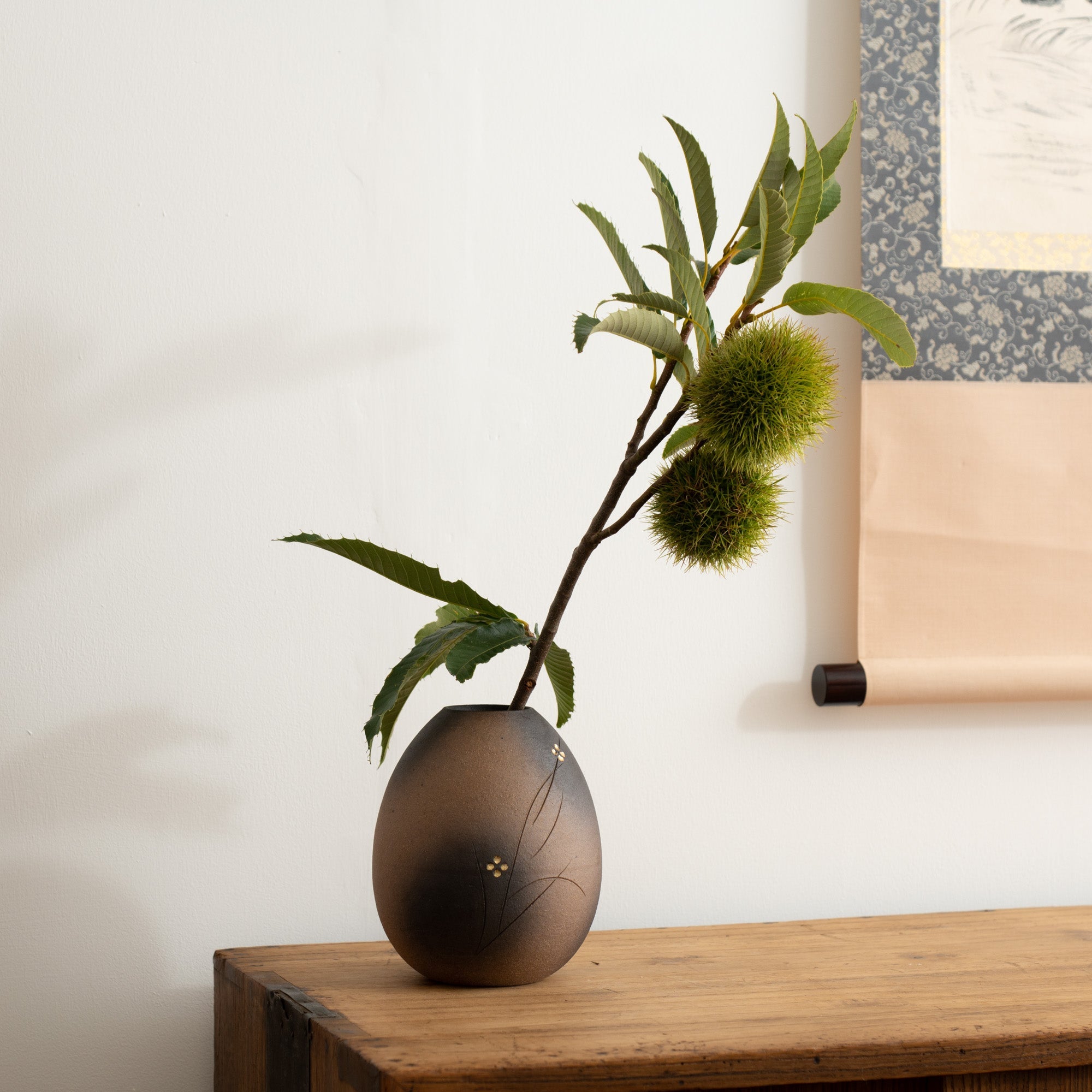 Jujube Flower Pattern Shigaraki Ware Flower Vase - MUSUBI KILN - Quality Japanese Tableware and Gift