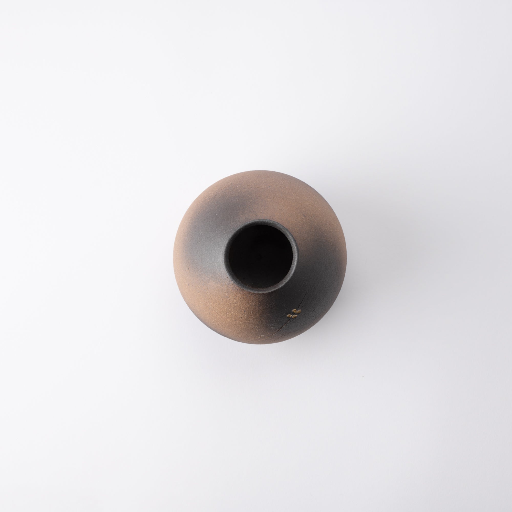 Jujube Flower Pattern Shigaraki Ware Flower Vase - MUSUBI KILN - Quality Japanese Tableware and Gift