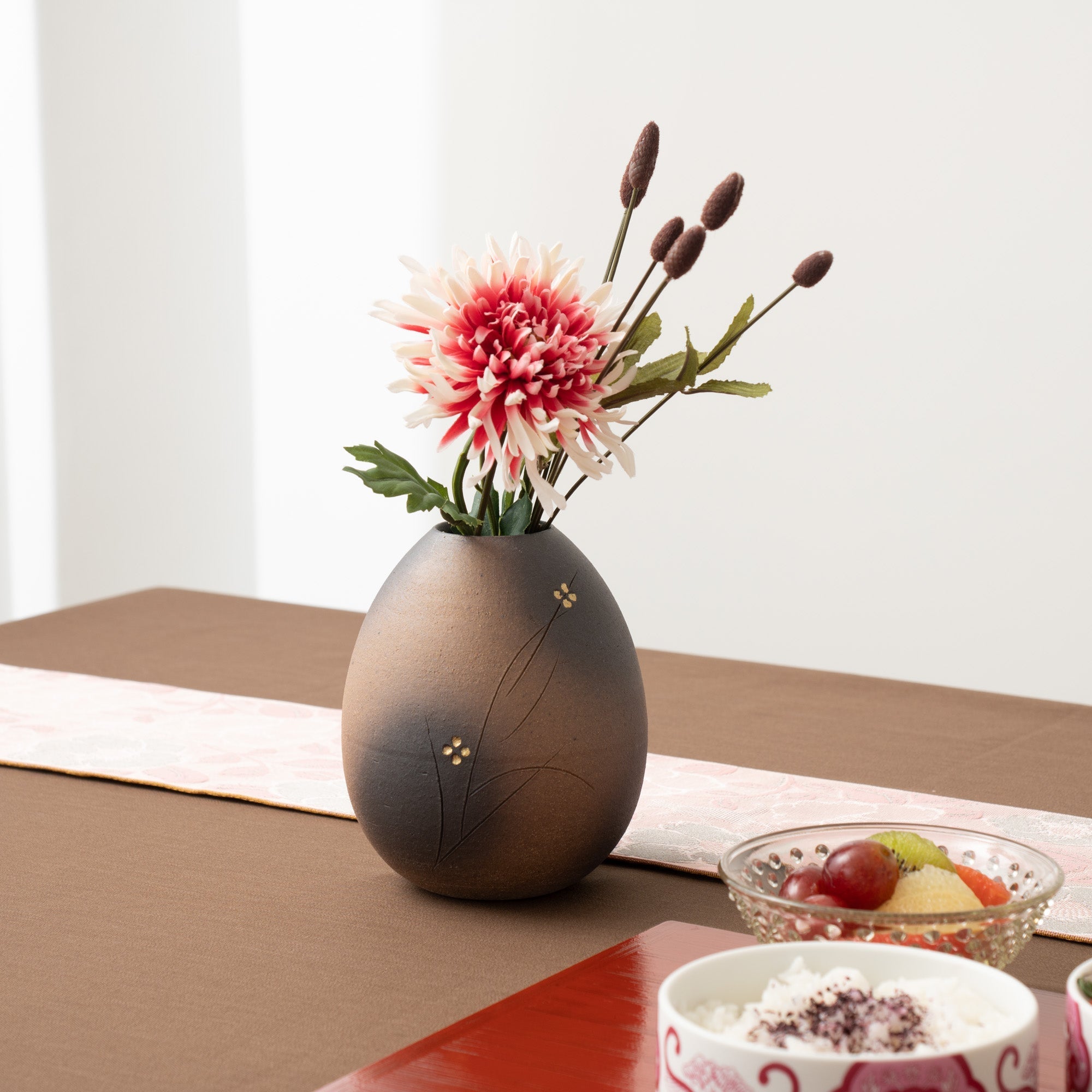Jujube Flower Pattern Shigaraki Ware Flower Vase - MUSUBI KILN - Quality Japanese Tableware and Gift