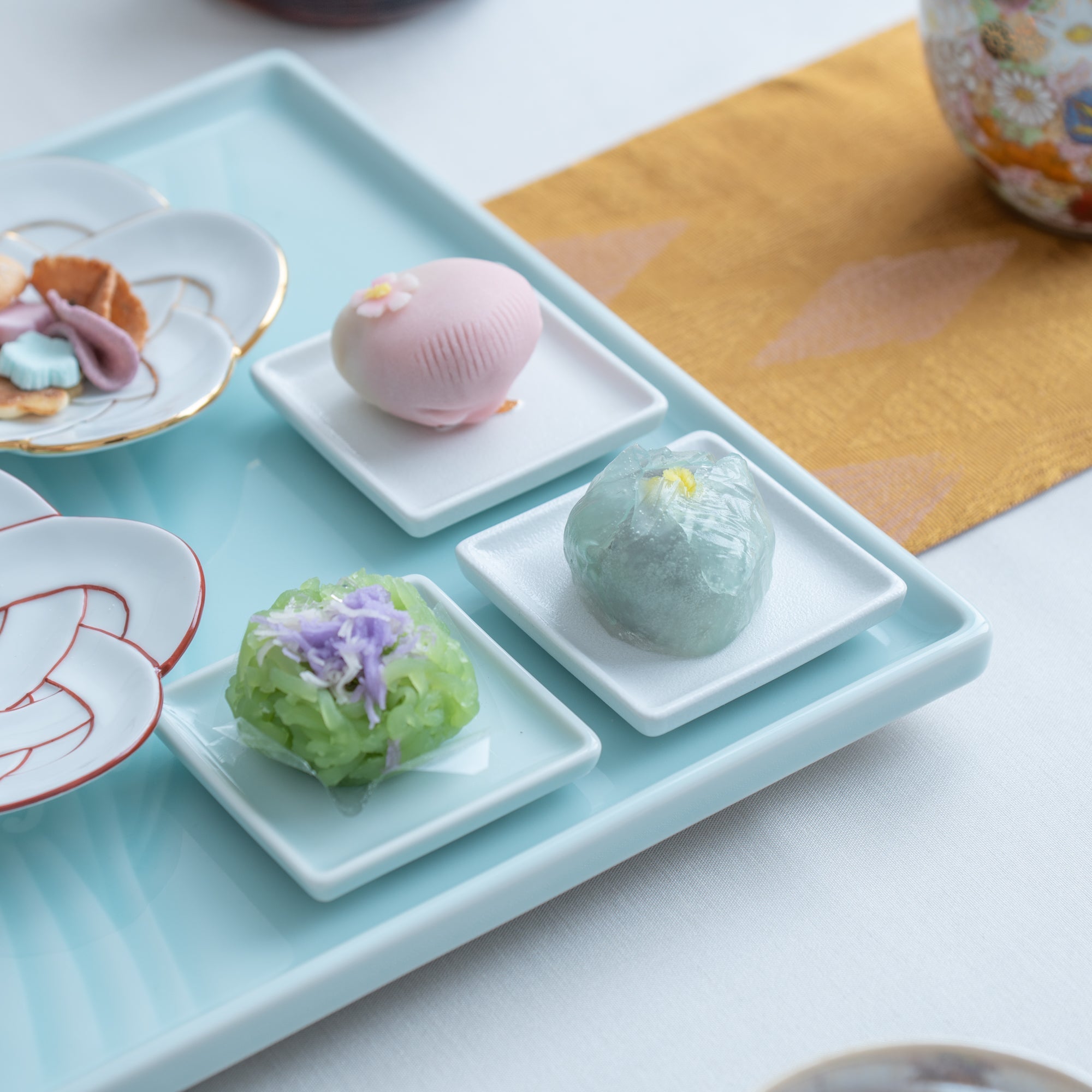 Kaizan Kiln Bird Arita Sauce Plate - MUSUBI KILN - Quality Japanese Tableware and Gift