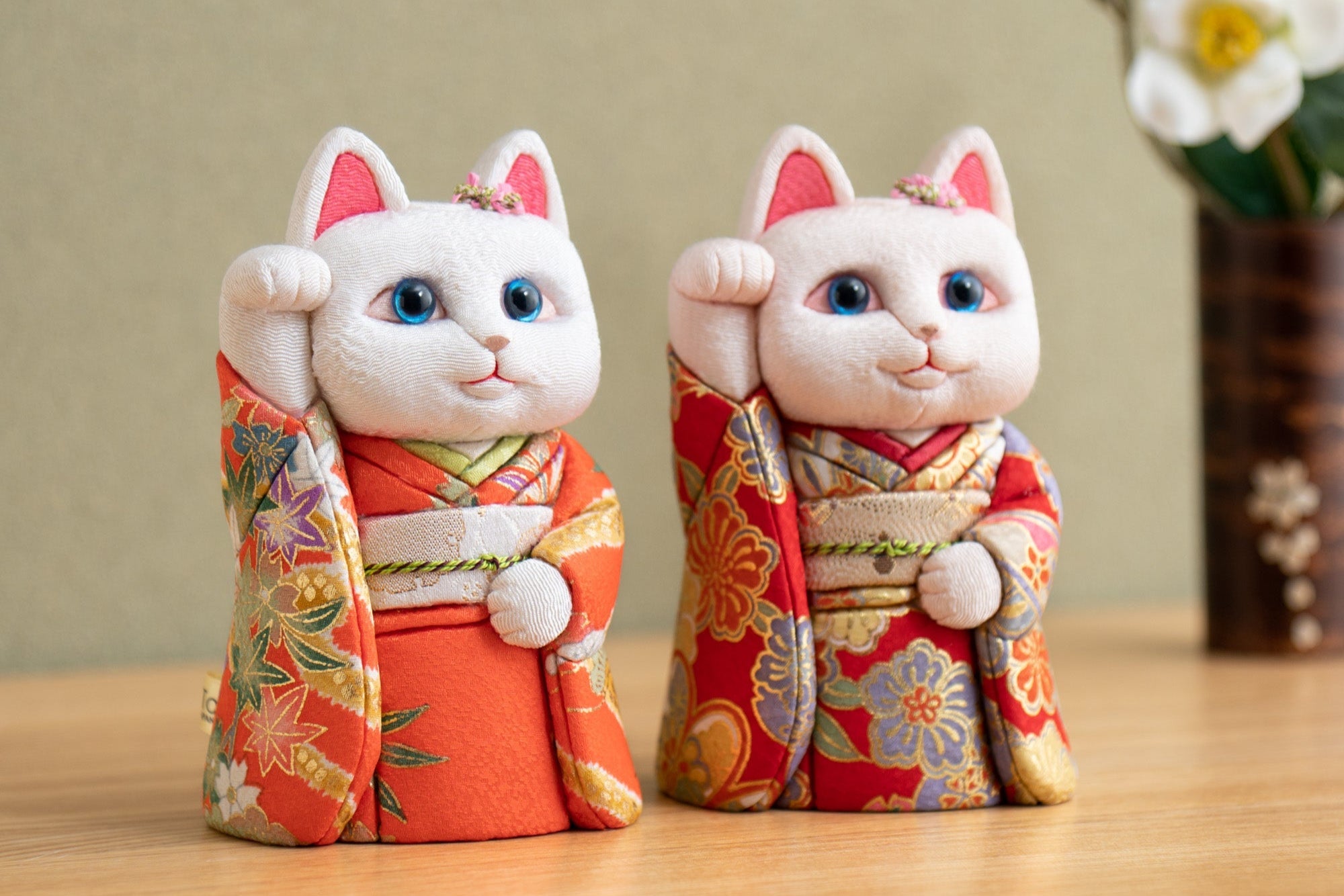 Kakinuma Ningyo Furisode Edo Kimekomi Doll Lucky Cat - Orange - MUSUBI KILN - Quality Japanese Tableware and Gift