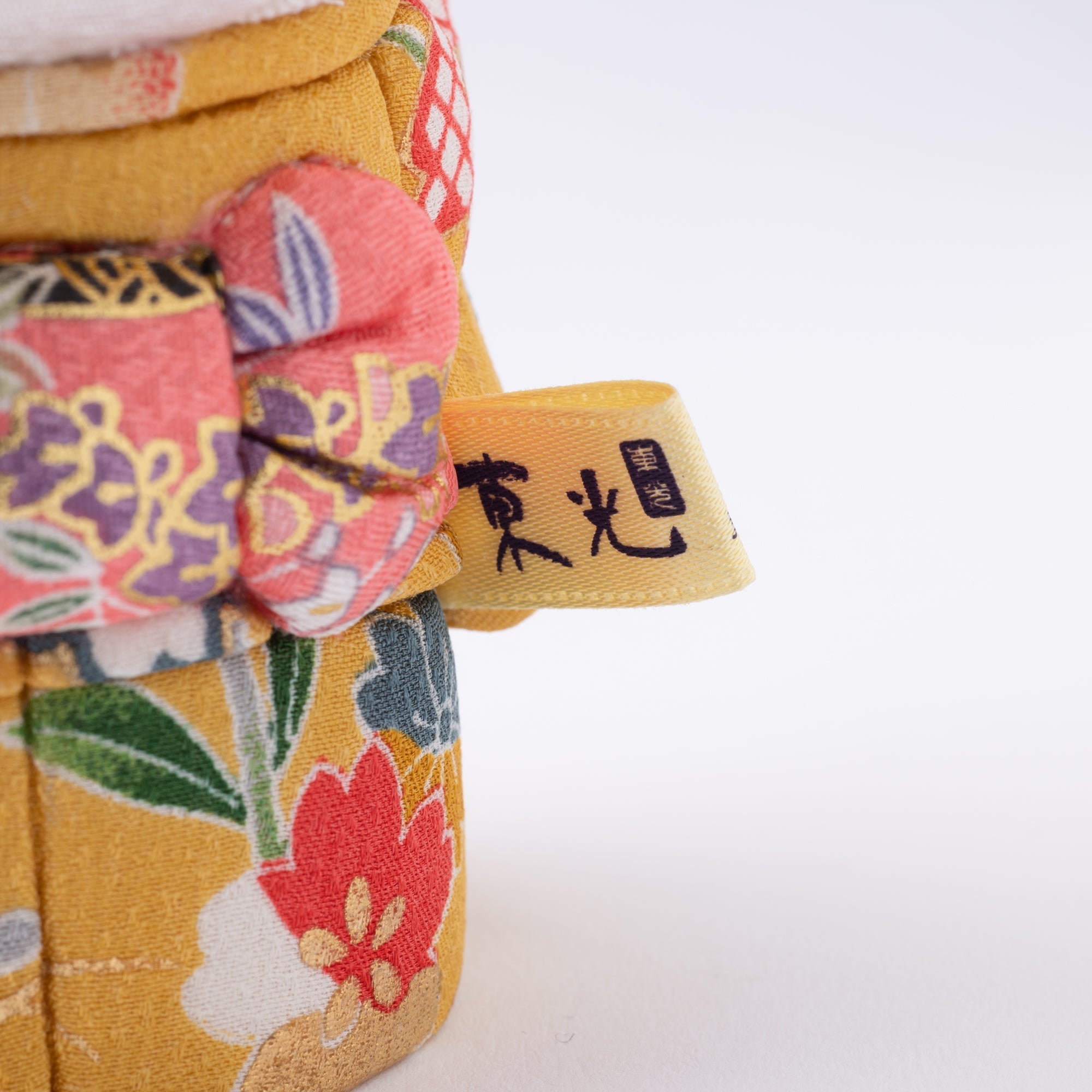 Kakinuma Ningyo Hello Kitty Edo Kimekomi Doll Lucky Cat - Yellow - MUSUBI KILN - Quality Japanese Tableware and Gift