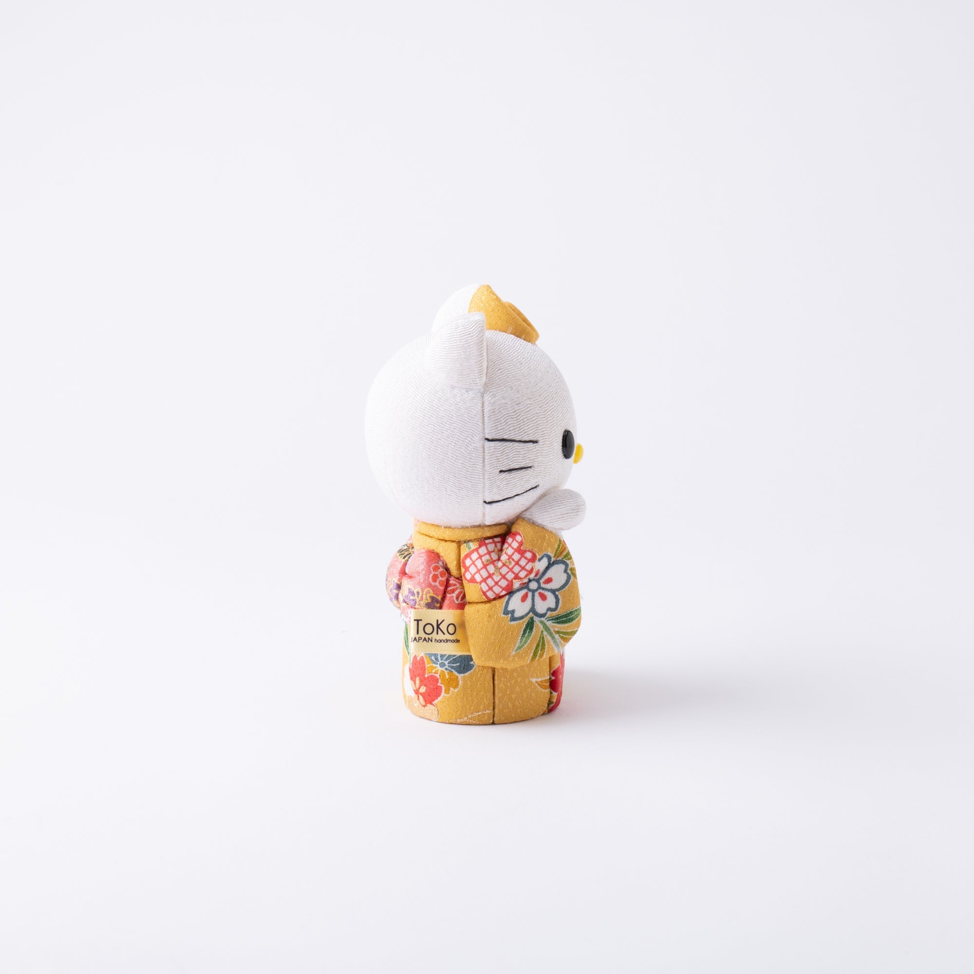 Kakinuma Ningyo Hello Kitty Edo Kimekomi Doll Lucky Cat - Yellow - MUSUBI KILN - Quality Japanese Tableware and Gift
