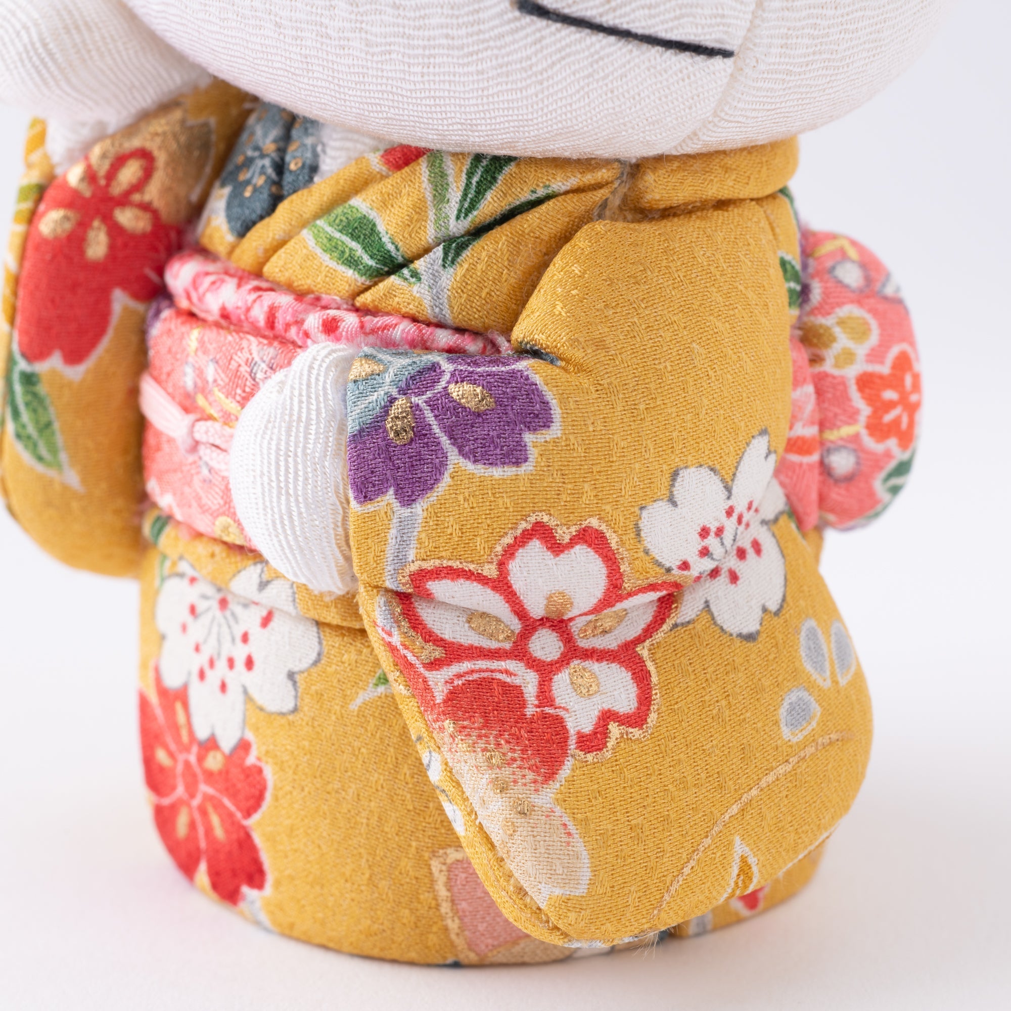 Kakinuma Ningyo Hello Kitty Edo Kimekomi Doll Lucky Cat - Yellow - MUSUBI KILN - Quality Japanese Tableware and Gift