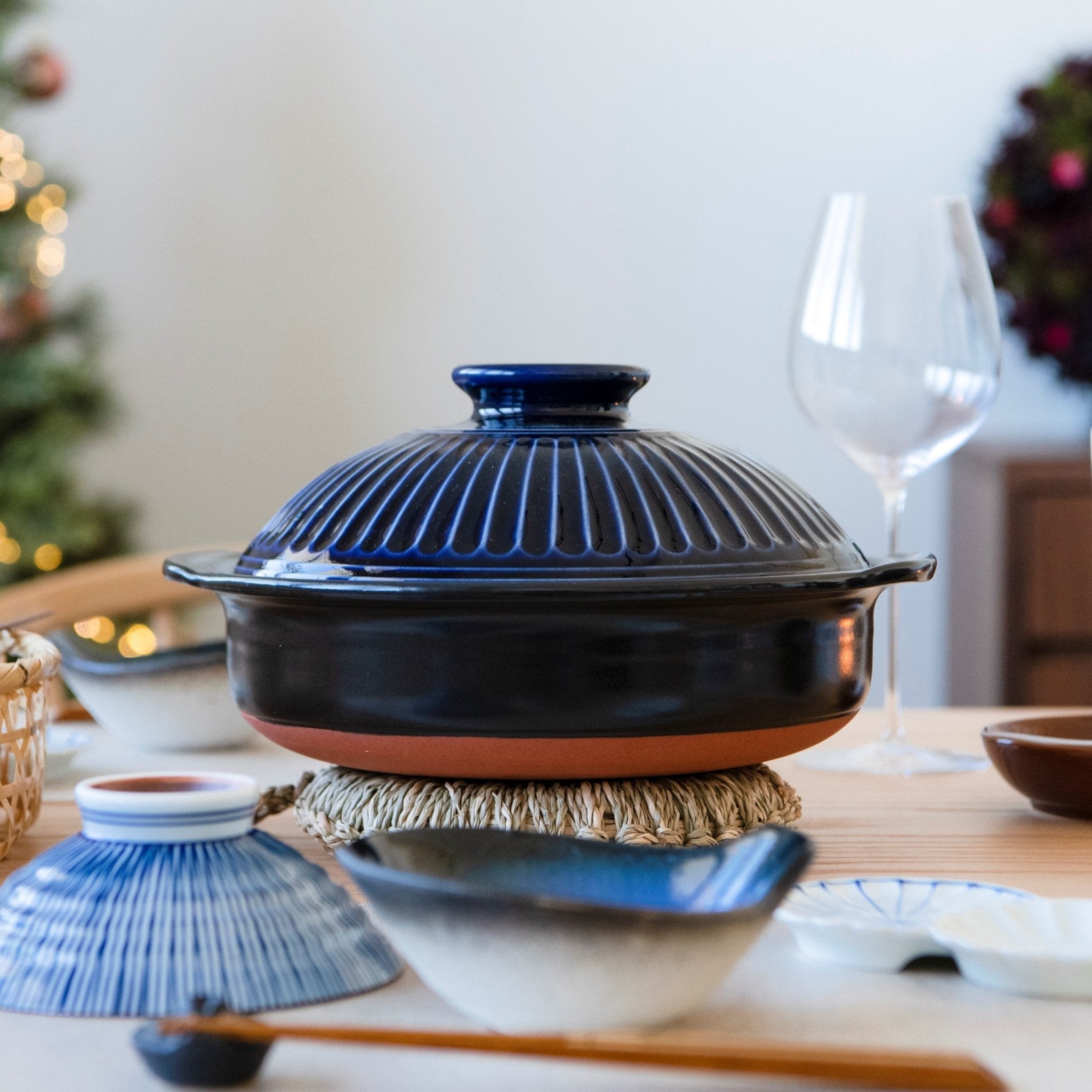 Kikka Banko Donabe Japanese Clay Pot Induction Compatible for 3 to 4 persons - MUSUBI KILN - Quality Japanese Tableware and Gift
