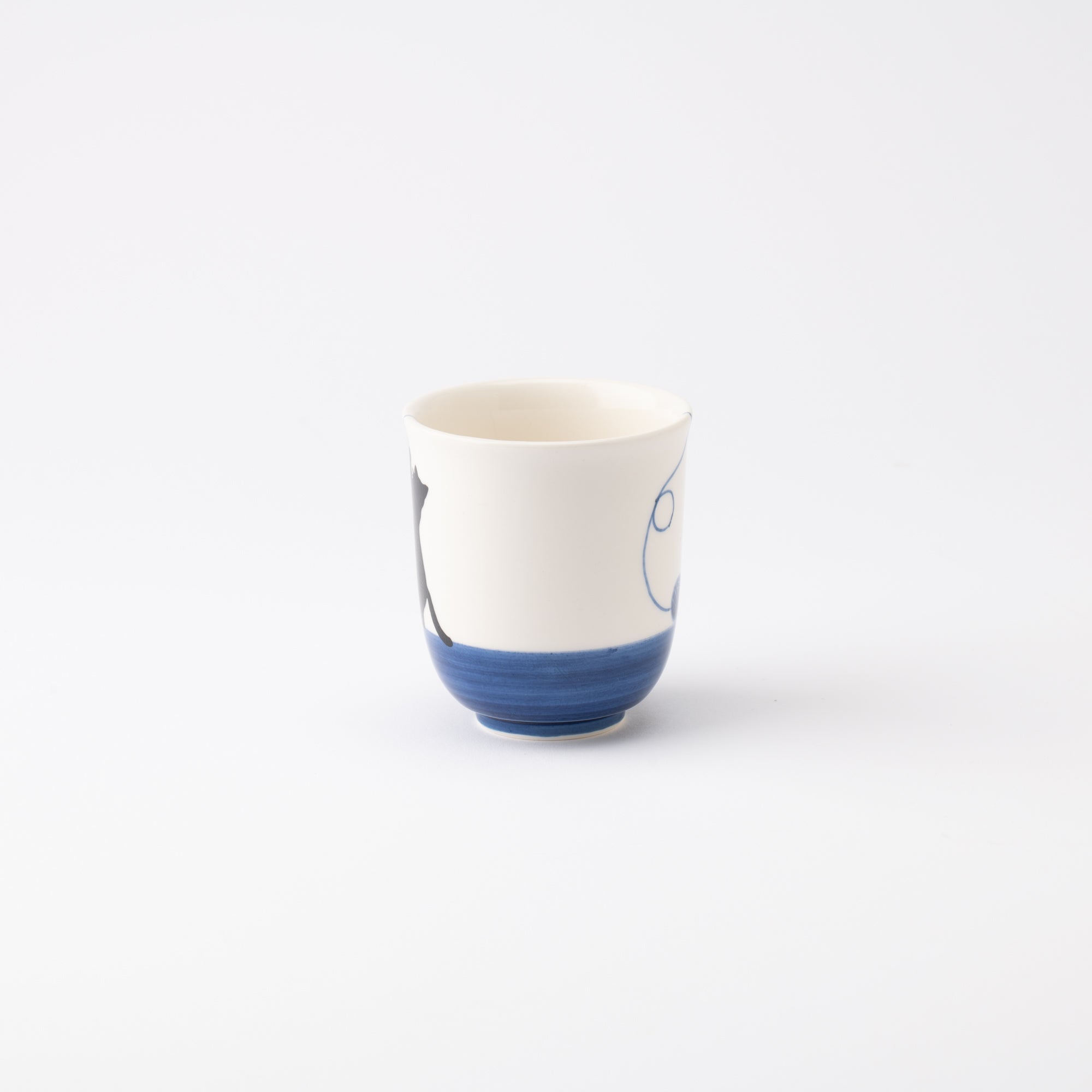 Kikusho Kiln Blue Yarn Cat Hasami Yunomi Japanese Teacup - MUSUBI KILN - Quality Japanese Tableware and Gift