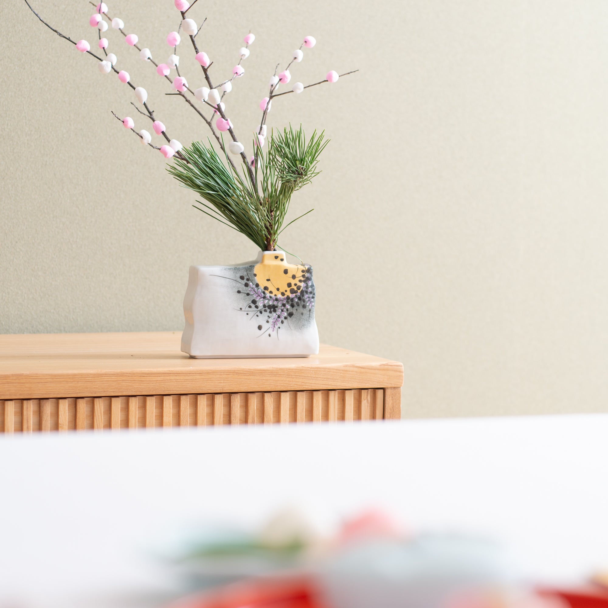 Kinsai Japanese Bush Clover Kutani Japanese Flower Vase - MUSUBI KILN - Quality Japanese Tableware and Gift