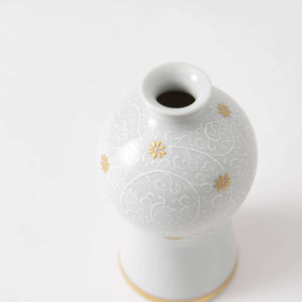 Kinzan Kiln Shugu Gold Flowers and Arabesque Gourd Sake Carafe - MUSUBI KILN - Quality Japanese Tableware and Gift
