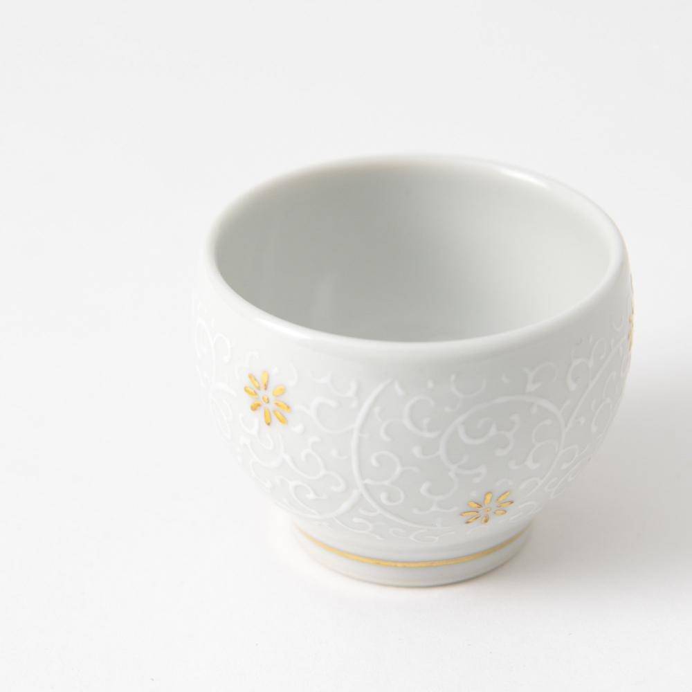 Kinzan Kiln Shugu Gold Flowers and Arabesque Ochoko Sake Cup - MUSUBI KILN - Quality Japanese Tableware and Gift