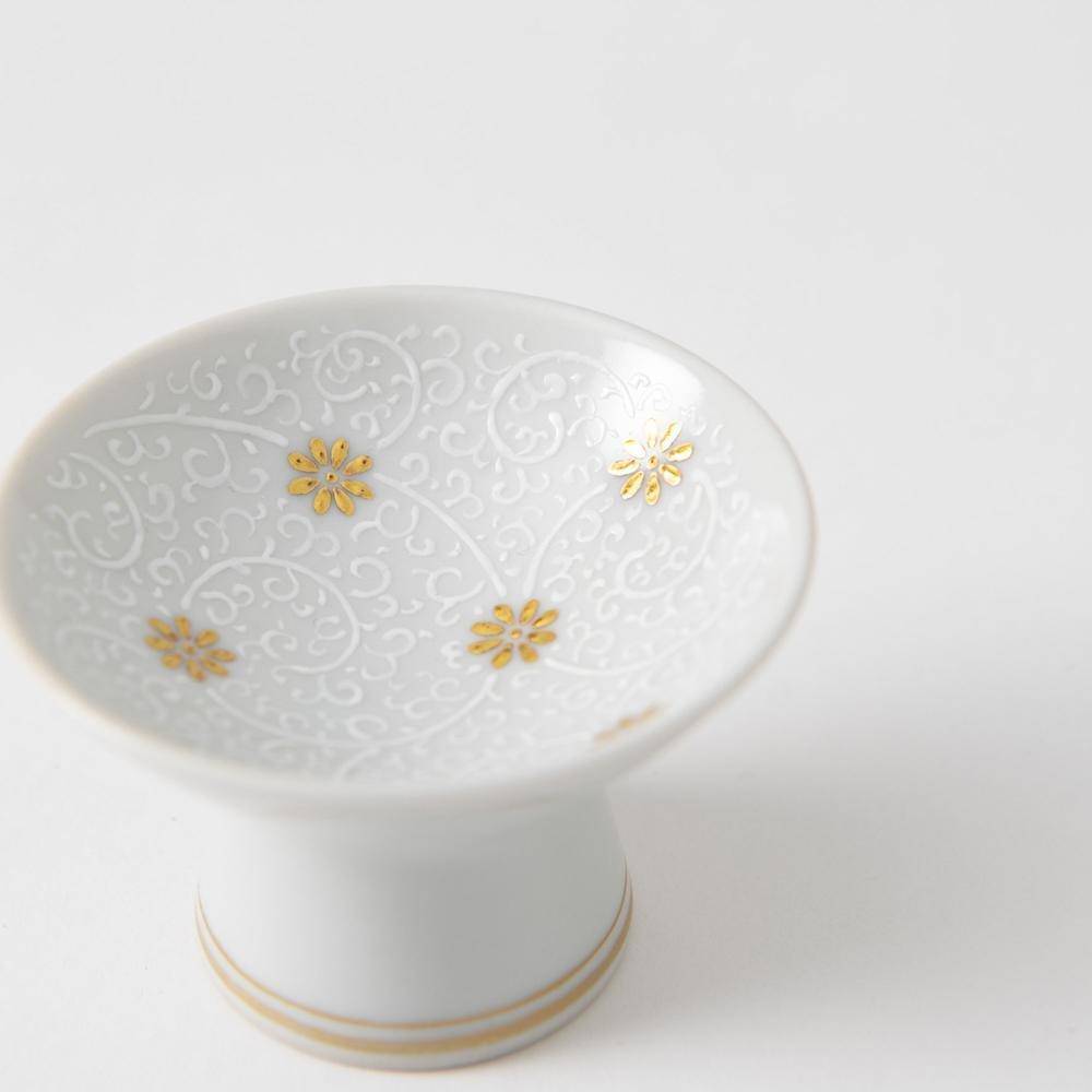 Kinzan Kiln Shugu White Arabesque Sakazuki High Stand Flat Sake Cup - MUSUBI KILN - Quality Japanese Tableware and Gift