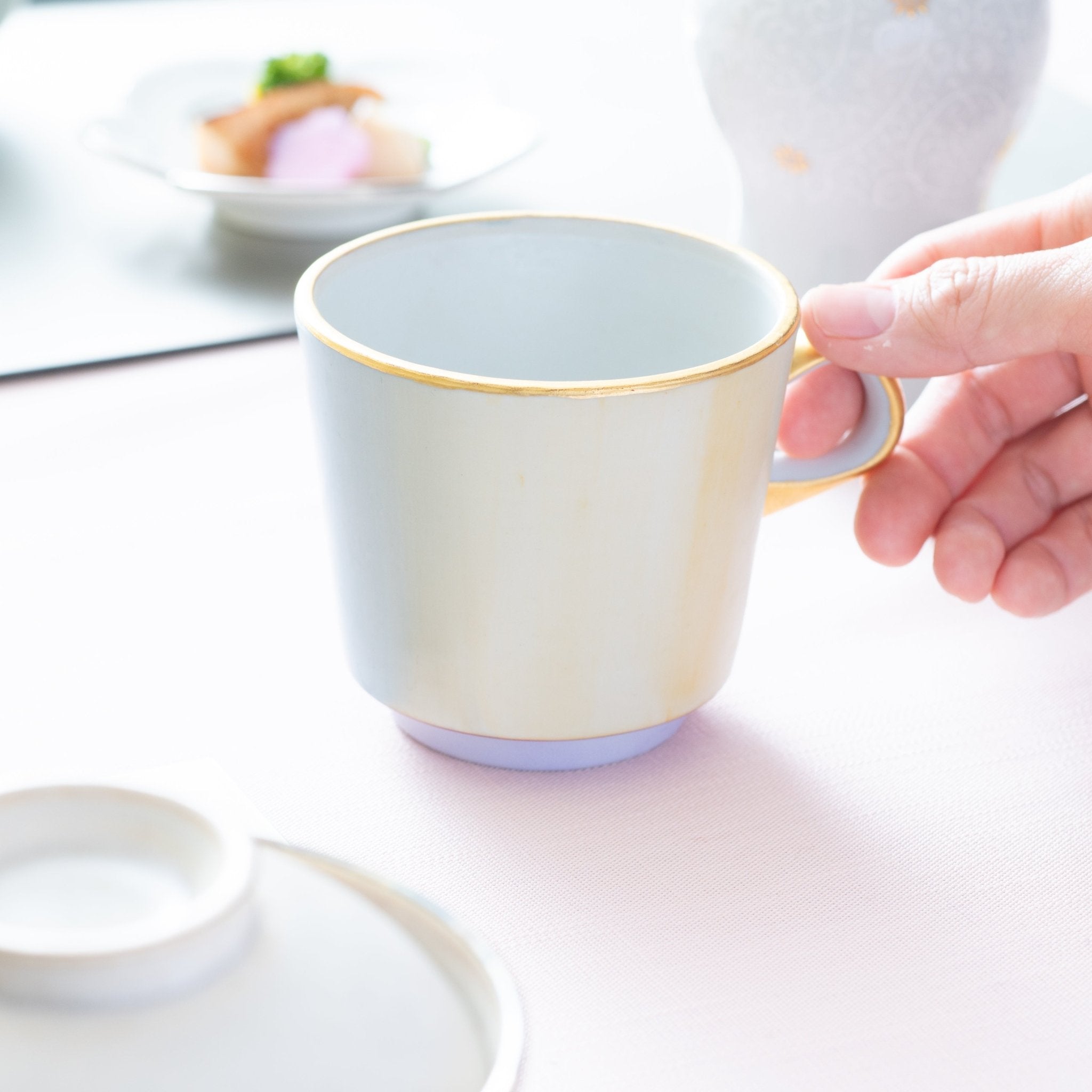 Kinzan Kiln Ukiyo Kutani Small Mug - MUSUBI KILN - Quality Japanese Tableware and Gift