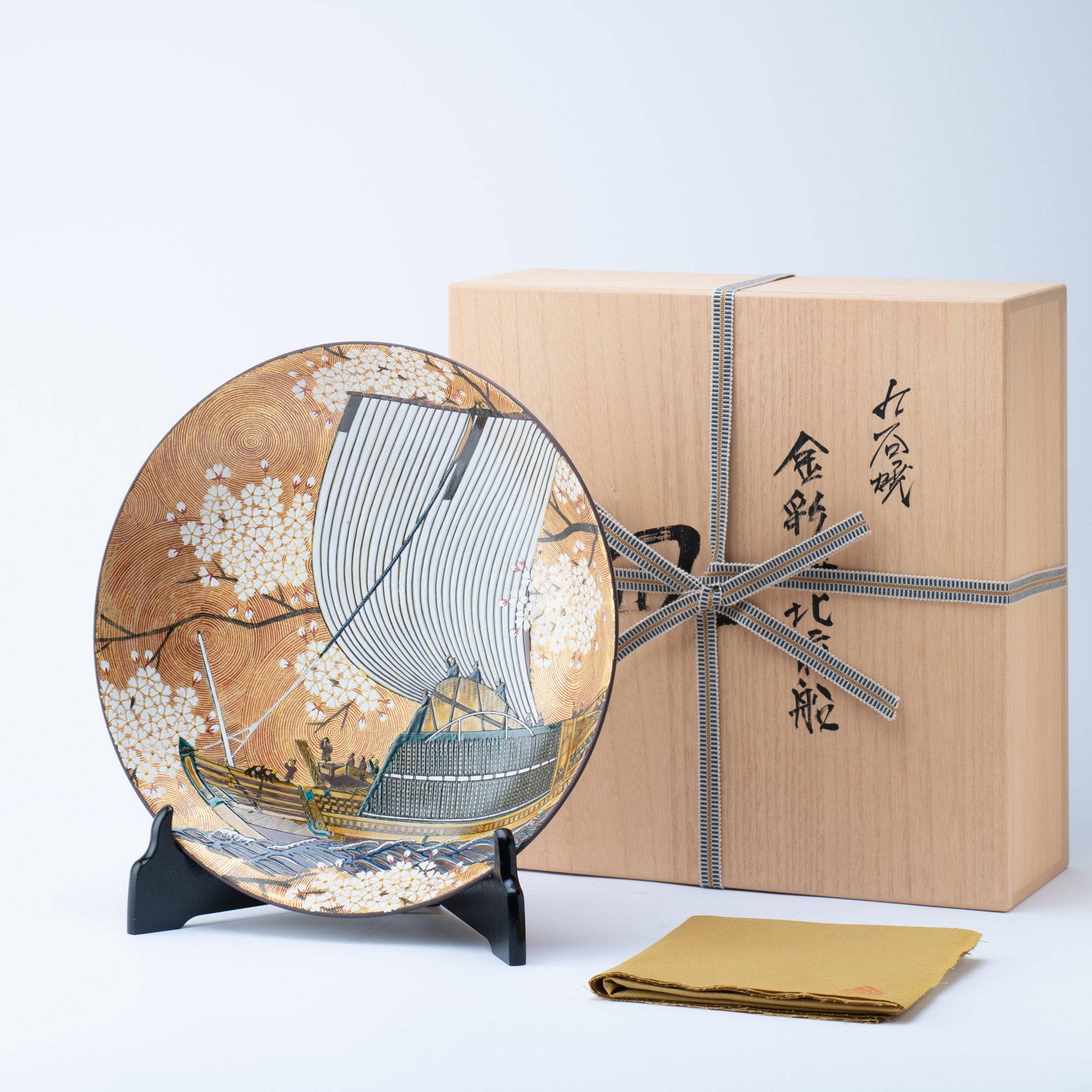 Kitamura Takashi Gold Kitamaebune Ornamental Plate 12.6 in - MUSUBI KILN - Quality Japanese Tableware and Gift