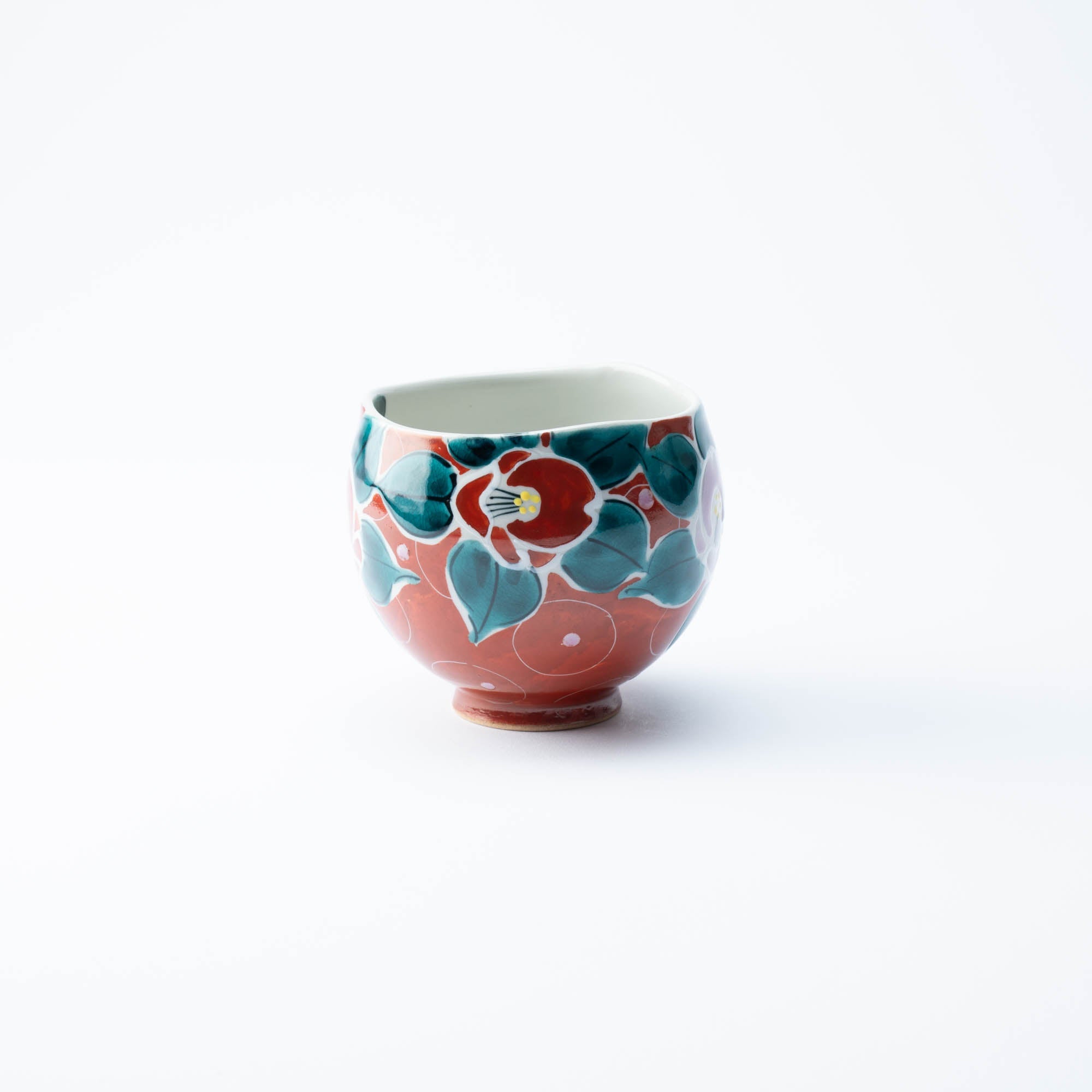 Kokuzou Kiln Painted Camellia Kutani Yunomi Japanese Teacup - MUSUBI KILN - Quality Japanese Tableware and Gift