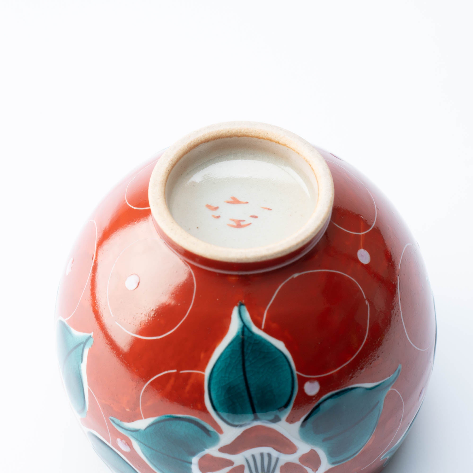 Kokuzou Kiln Painted Camellia Kutani Yunomi Japanese Teacup - MUSUBI KILN - Quality Japanese Tableware and Gift