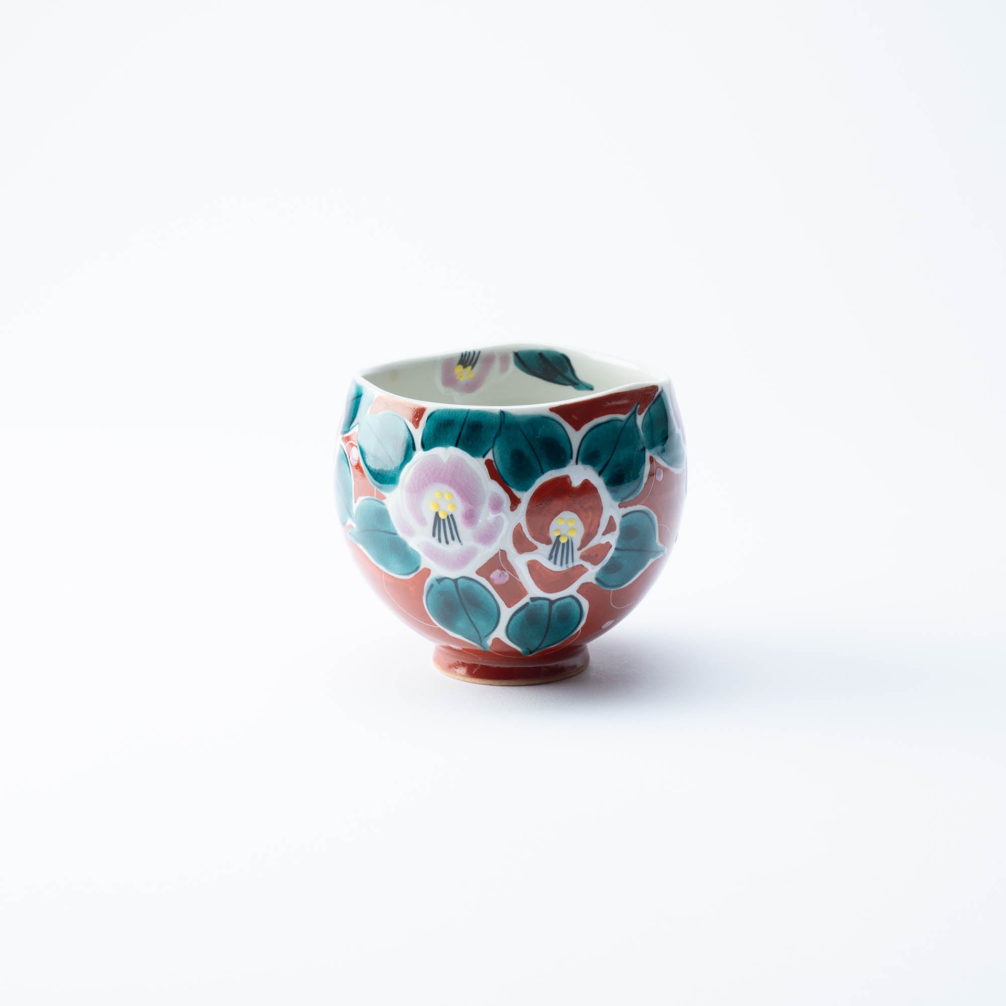 Kokuzou Kiln Painted Camellia Kutani Yunomi Japanese Teacup - MUSUBI KILN - Quality Japanese Tableware and Gift