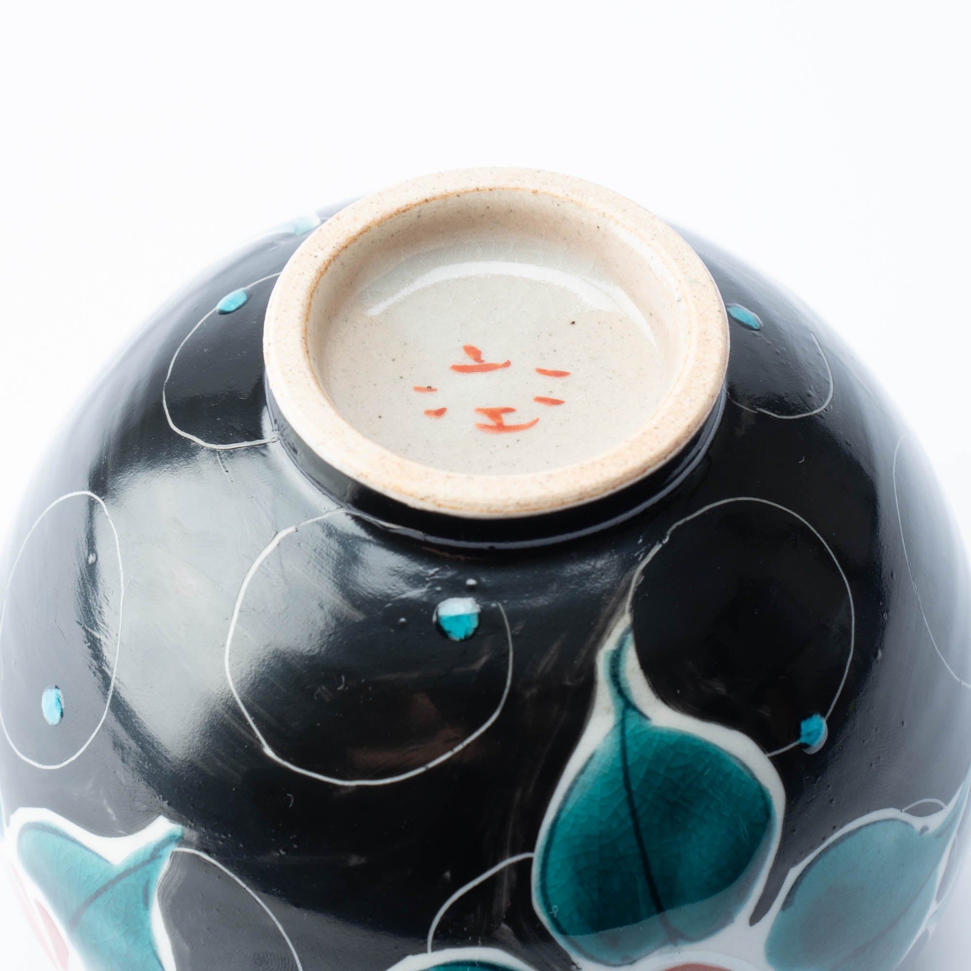 Kokuzou Kiln Painted Camellia Kutani Yunomi Japanese Teacup - MUSUBI KILN - Quality Japanese Tableware and Gift