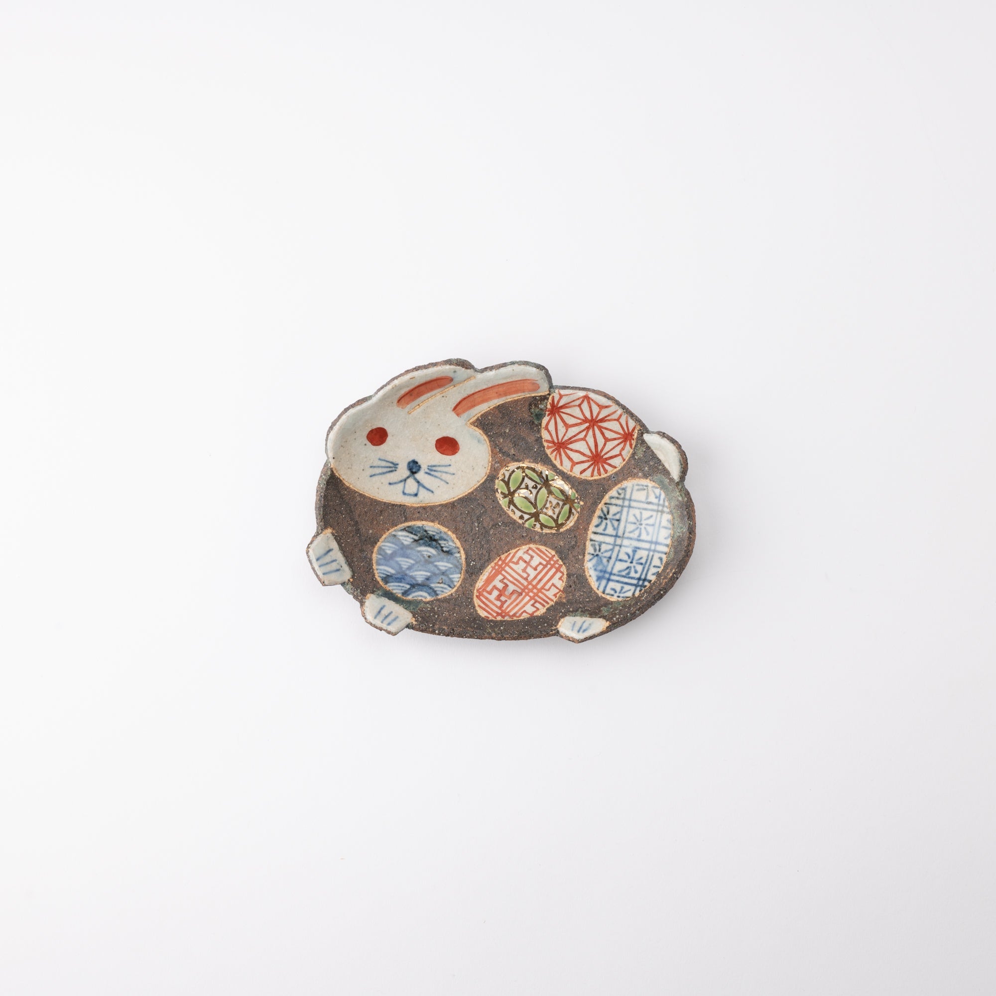 Kousai Kiln Playful Rabbit Hasami Plate - MUSUBI KILN - Quality Japanese Tableware and Gift
