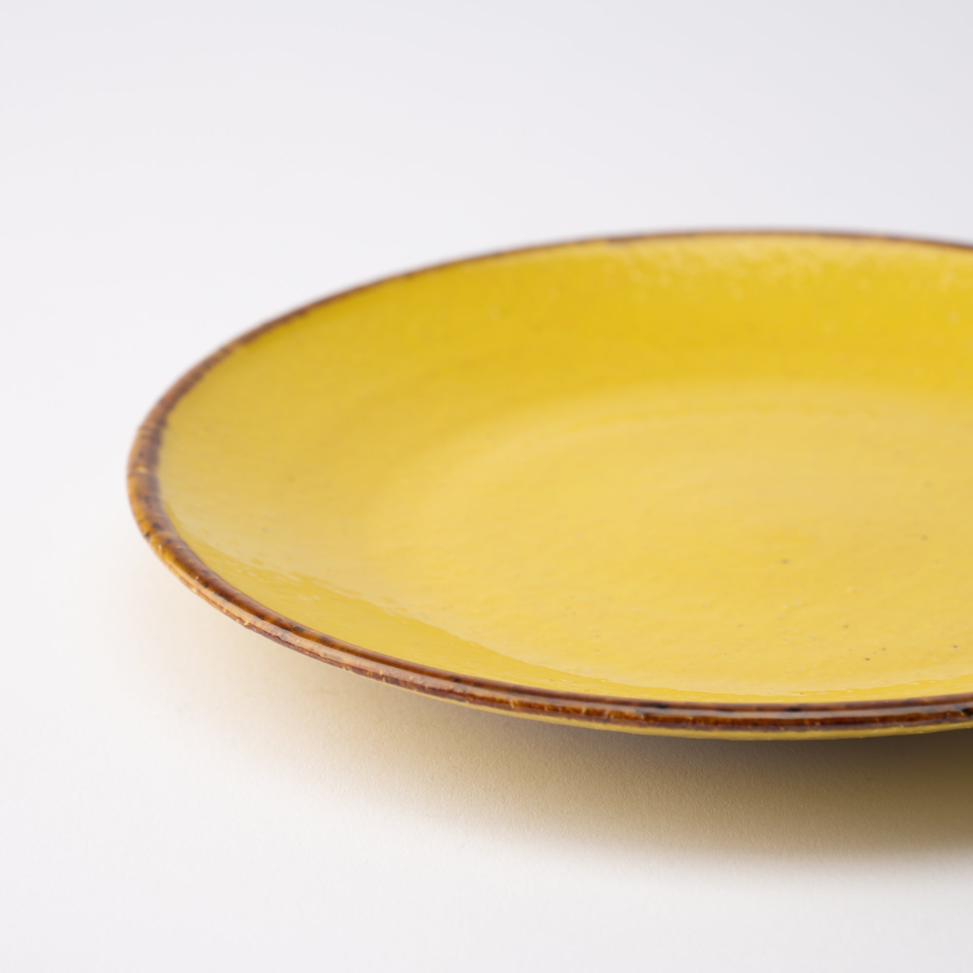 MERU Flamenco Modern Mino Ware Plate 6.7in - MUSUBI KILN - Quality Japanese Tableware and Gift