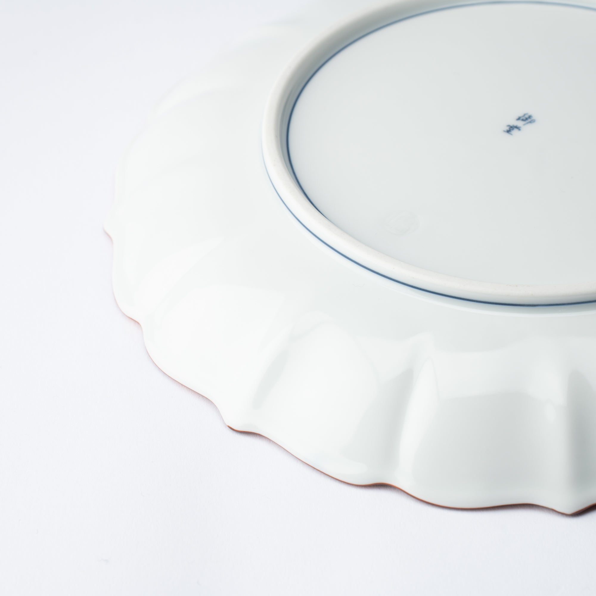 Midou Kiln Seigaiha Blue Wave Hasami Japanese Plate 9.4in - MUSUBI KILN - Quality Japanese Tableware and Gift