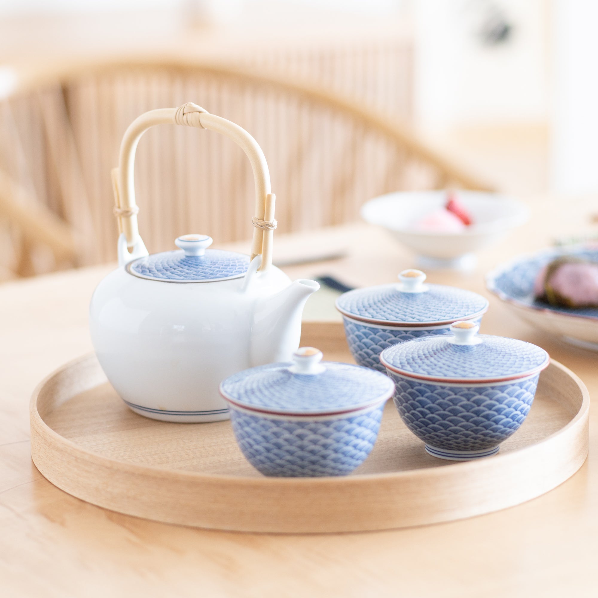 Midou Kiln Seigaiha Blue Wave Hasami Japanese Teacup with lid - MUSUBI KILN - Quality Japanese Tableware and Gift