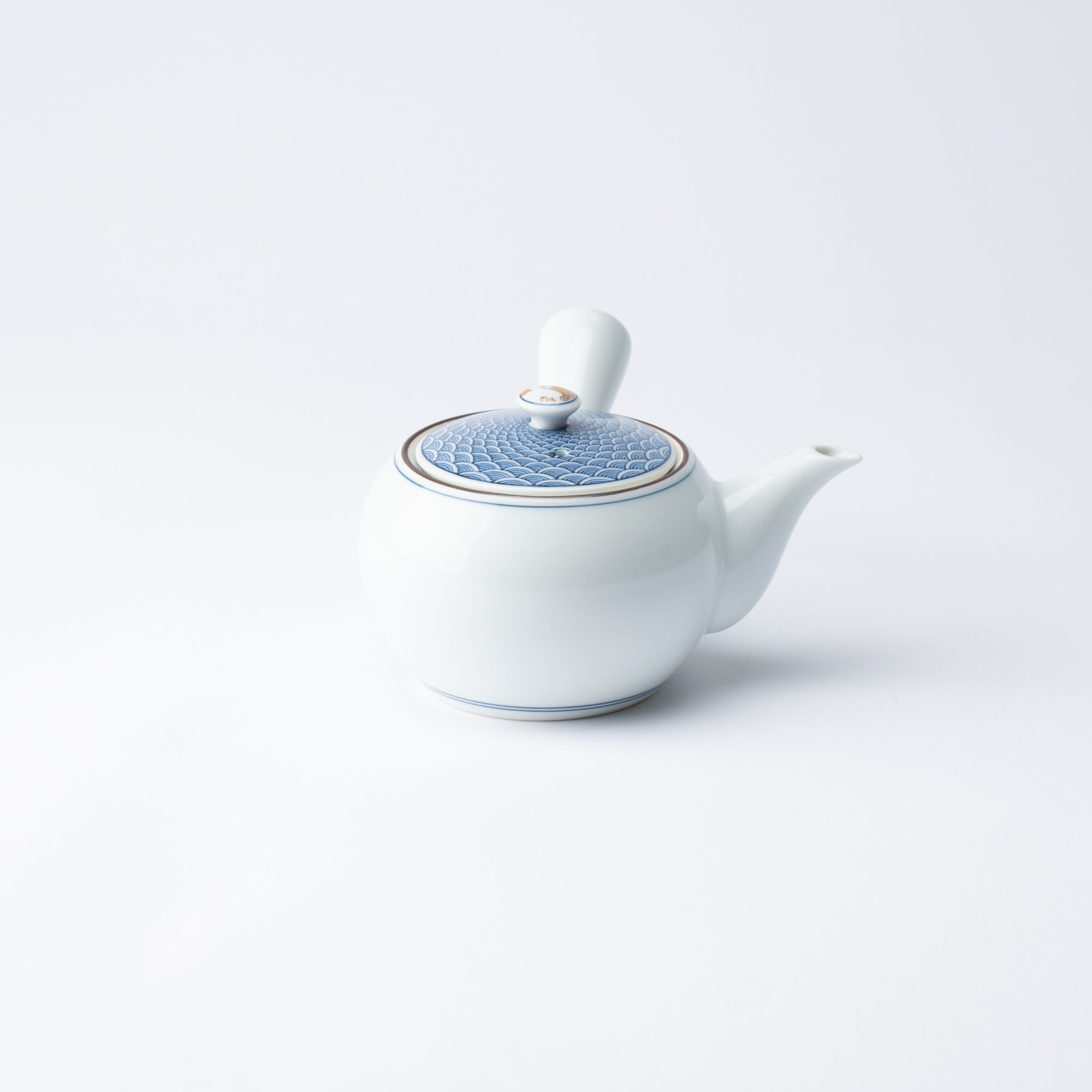 Midou Kiln Seigaiha Blue Wave Hasami Japanese Teapot 370ml (12.5oz) - MUSUBI KILN - Quality Japanese Tableware and Gift