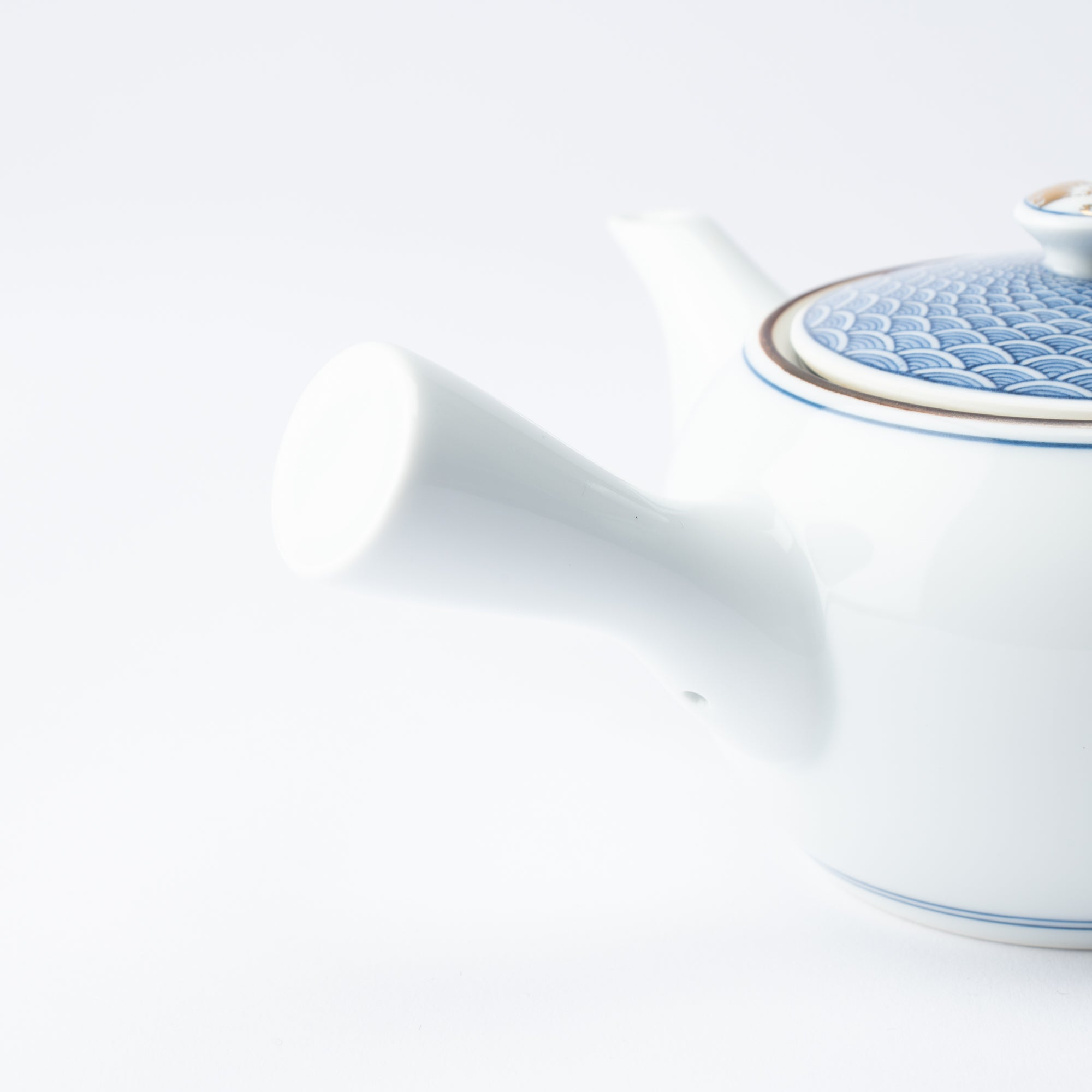 Midou Kiln Seigaiha Blue Wave Hasami Japanese Teapot 370ml (12.5oz) - MUSUBI KILN - Quality Japanese Tableware and Gift