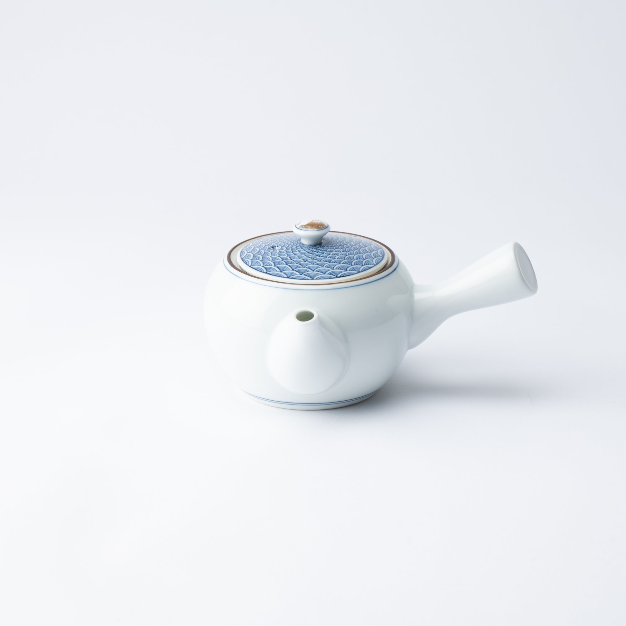 Midou Kiln Seigaiha Blue Wave Hasami Japanese Teapot 370ml (12.5oz) - MUSUBI KILN - Quality Japanese Tableware and Gift