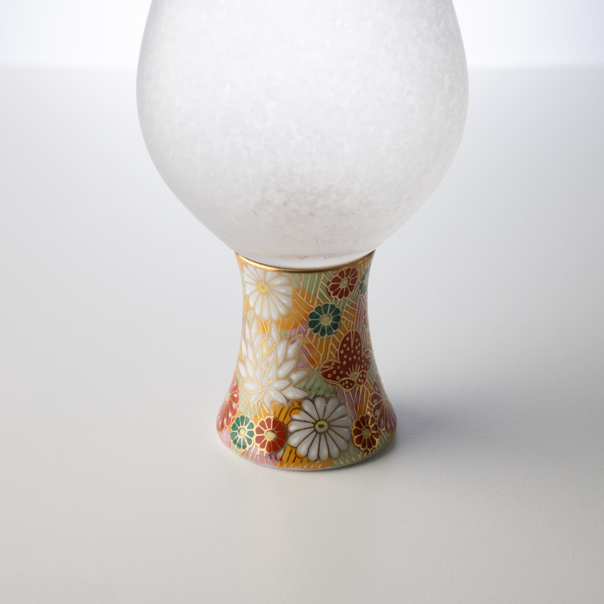 Mizore Hanazume Kutani Guinomi Sake Glass - MUSUBI KILN - Quality Japanese Tableware and Gift