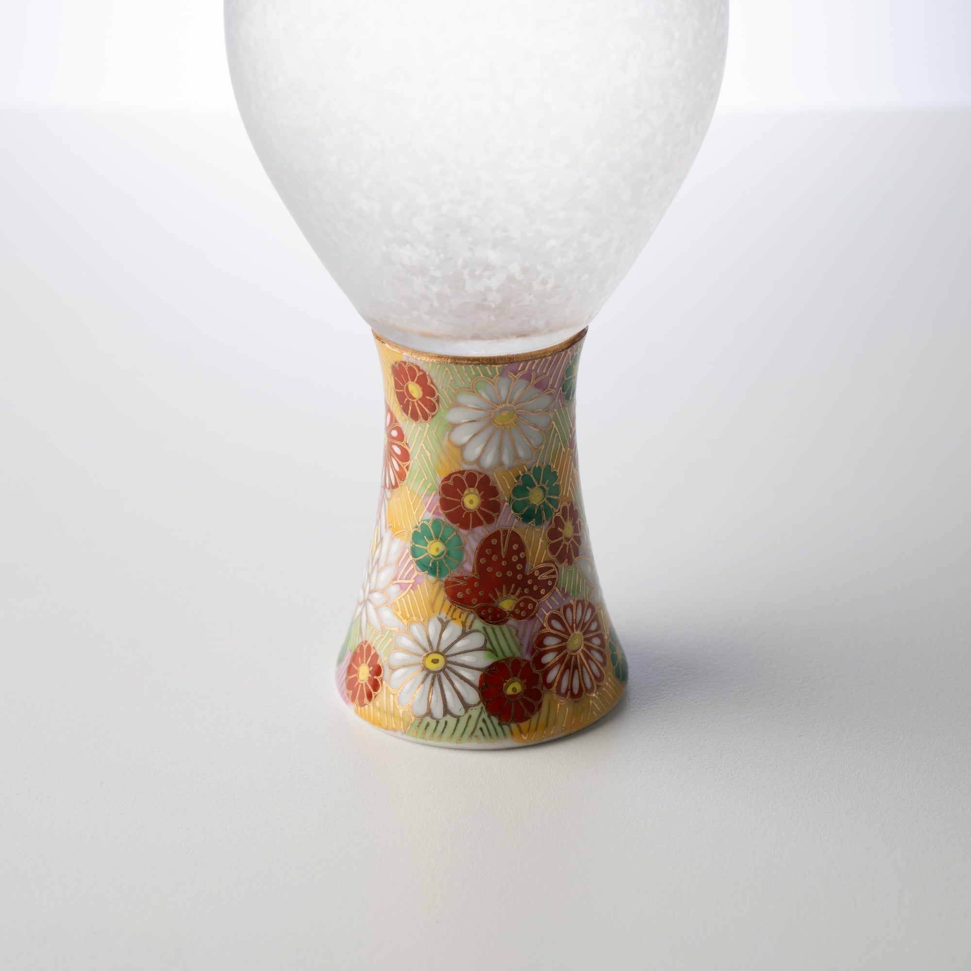 Mizore Hanazume Kutani Guinomi Sake Glass - MUSUBI KILN - Quality Japanese Tableware and Gift