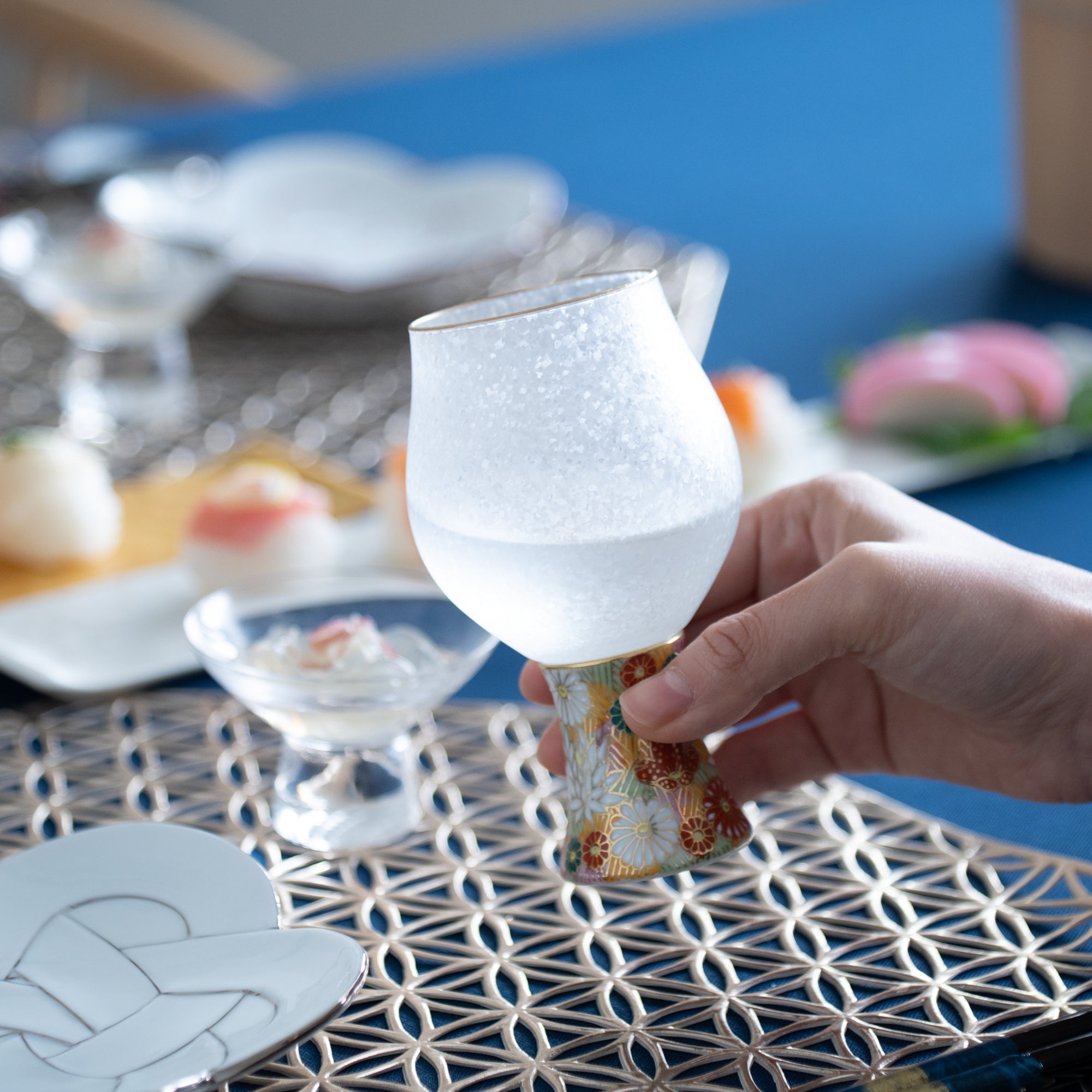 Mizore Hanazume Kutani Guinomi Sake Glass - MUSUBI KILN - Quality Japanese Tableware and Gift