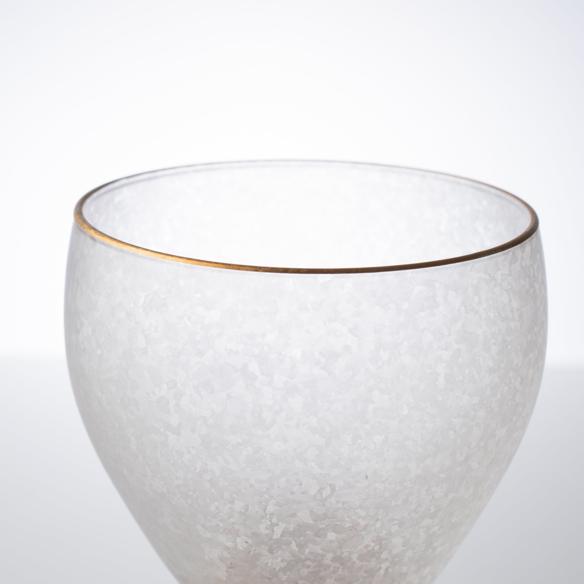 Mizore Hanazume Kutani Guinomi Sake Glass - MUSUBI KILN - Quality Japanese Tableware and Gift