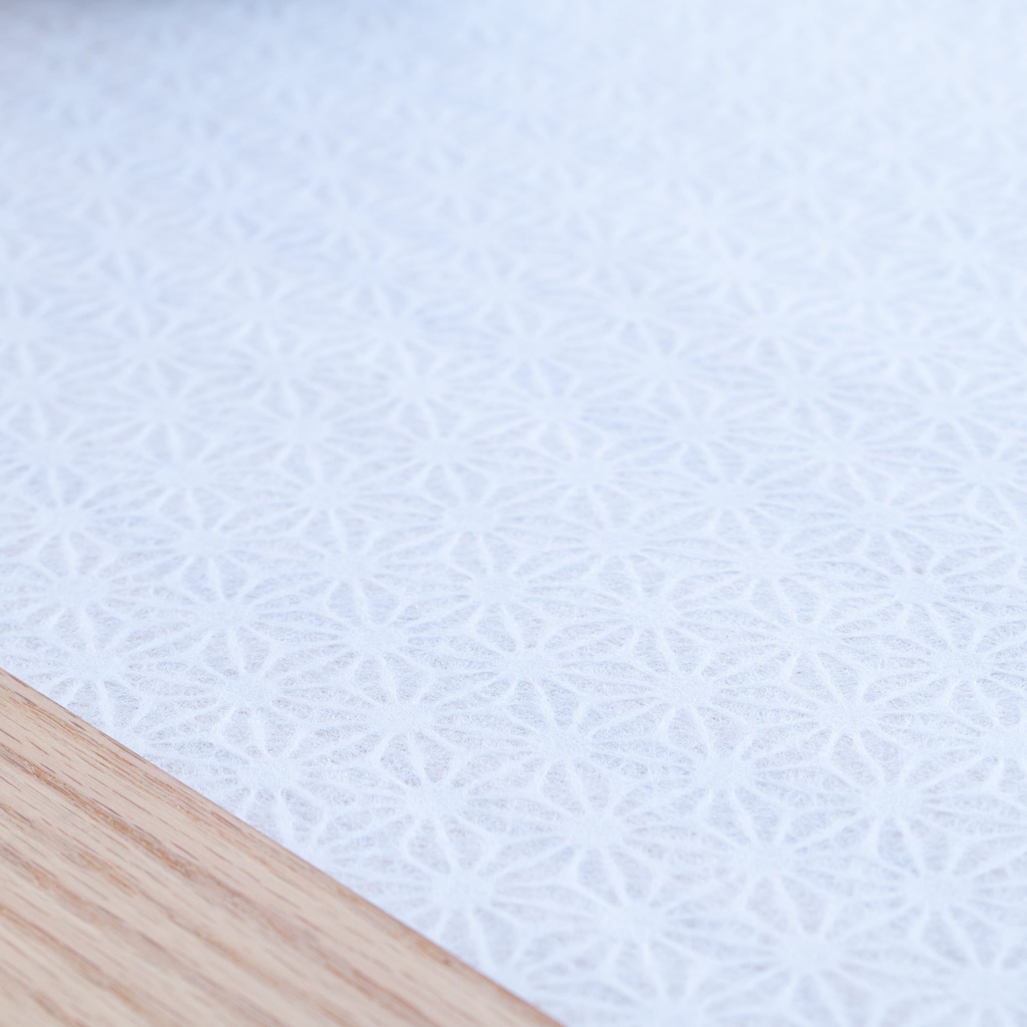 Morisa White Hemp Leaf Tosa Washi Paper Table Runner - MUSUBI KILN - Quality Japanese Tableware and Gift