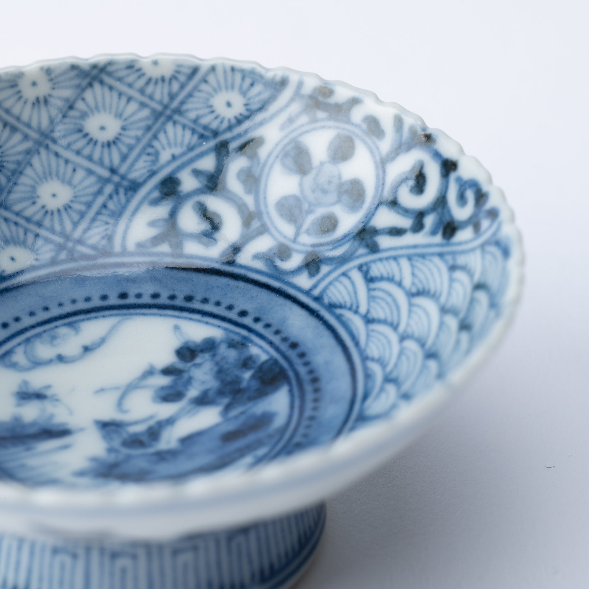 Myousen Toubou Auspicious Flower and Bird Kutani Sakazuki Flat Sake Cup - MUSUBI KILN - Quality Japanese Tableware and Gift