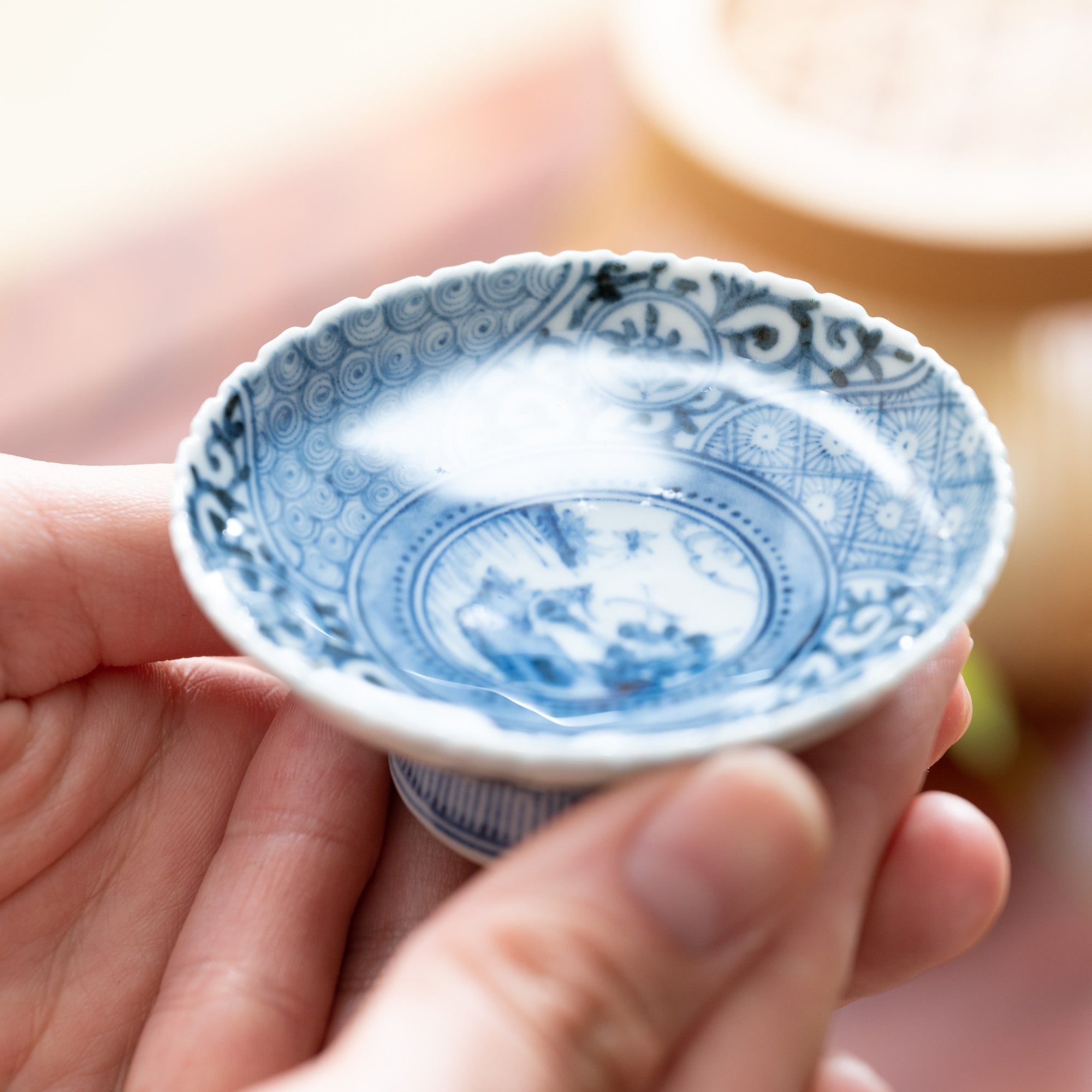 Myousen Toubou Auspicious Flower and Bird Kutani Sakazuki Flat Sake Cup - MUSUBI KILN - Quality Japanese Tableware and Gift