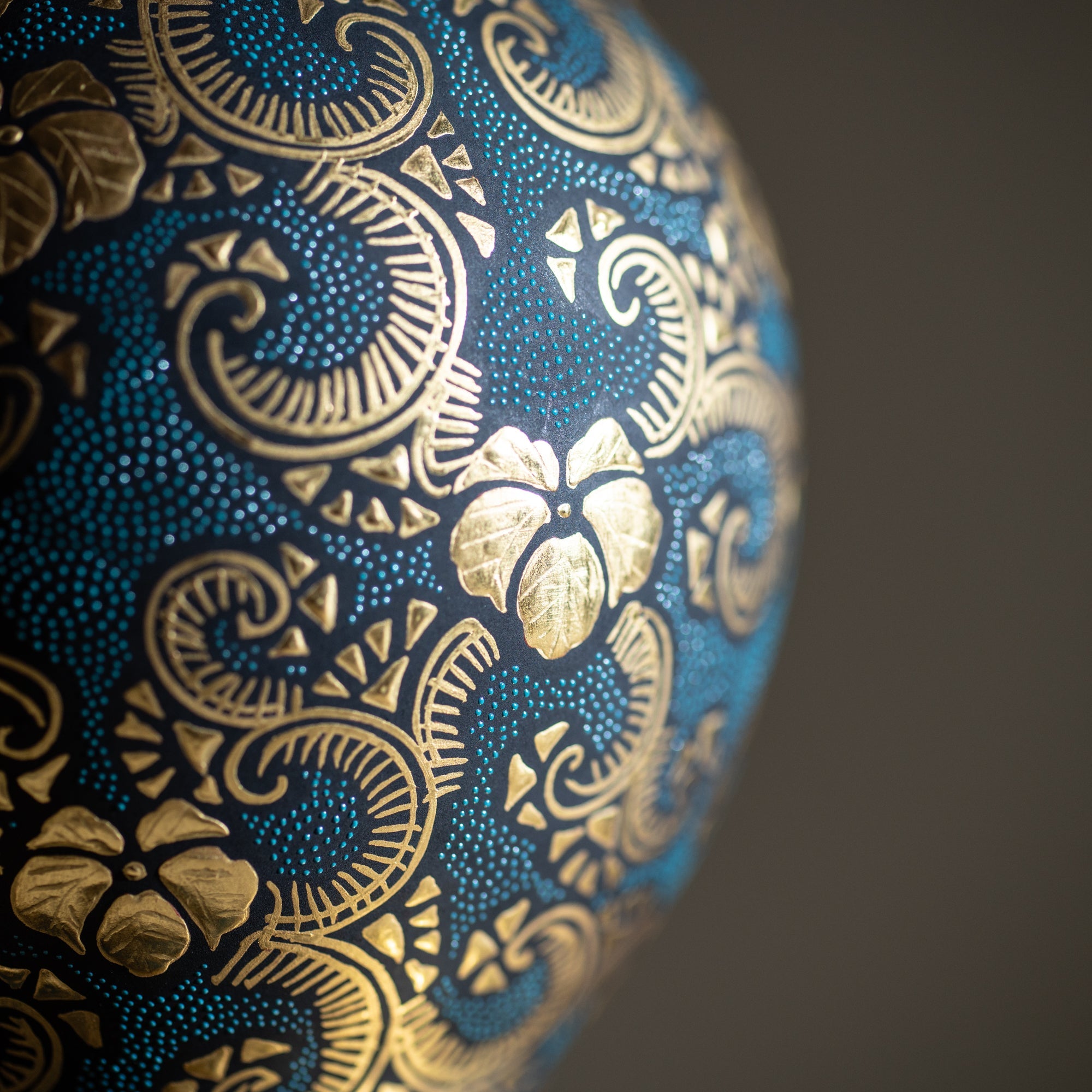 Nakada Kingyoku Morikin Arabesque Aochibu Gourd Shape Vase - MUSUBI KILN - Quality Japanese Tableware and Gift