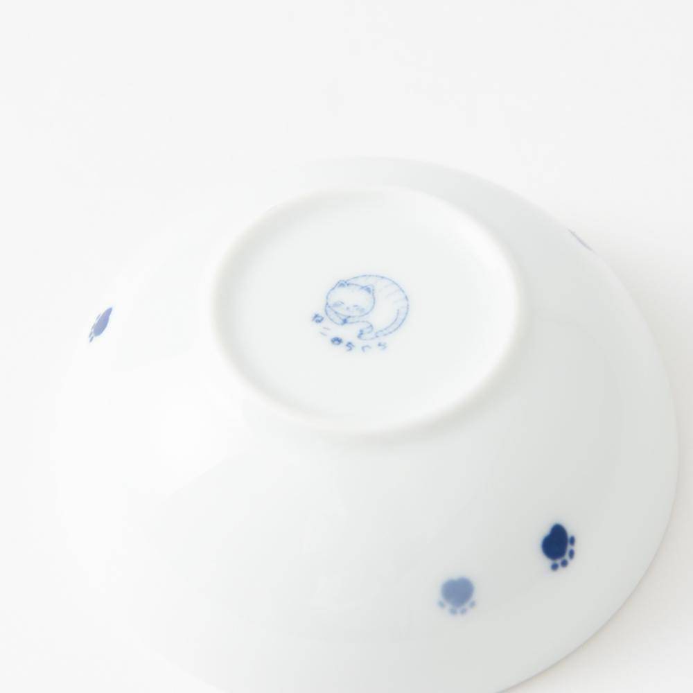 Neko Chigura Cat Mino Ware Kobachi Bowl - MUSUBI KILN - Quality Japanese Tableware and Gift