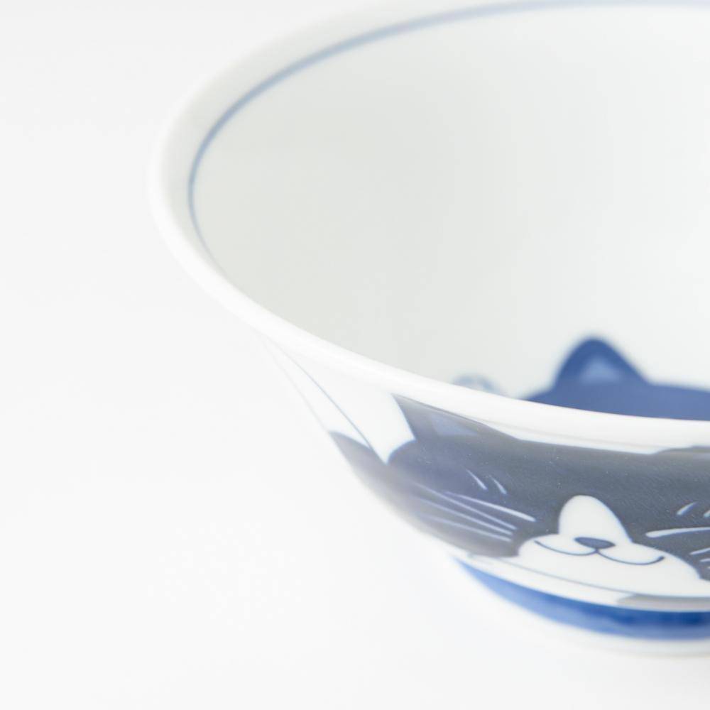 Neko Chigura Cat Mino Ware Ramen Bowl M - MUSUBI KILN - Quality Japanese Tableware and Gift