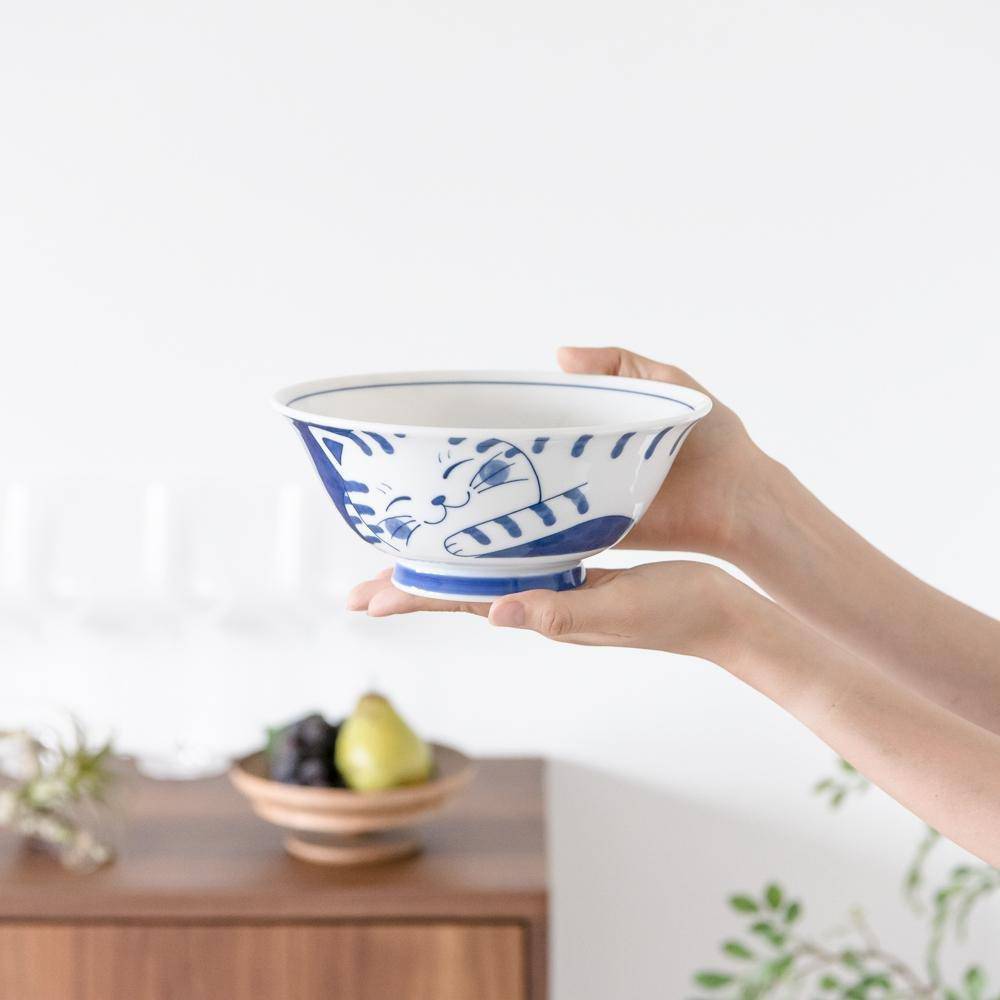 Neko Chigura Cat Mino Ware Ramen Bowl M - MUSUBI KILN - Quality Japanese Tableware and Gift
