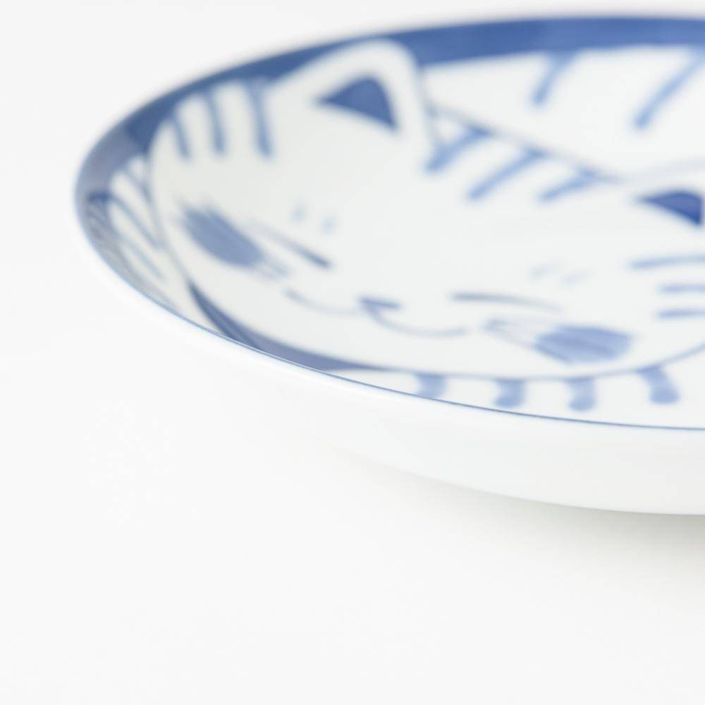 Neko Chigura Cat Mino Ware Round Plate - MUSUBI KILN - Quality Japanese Tableware and Gift