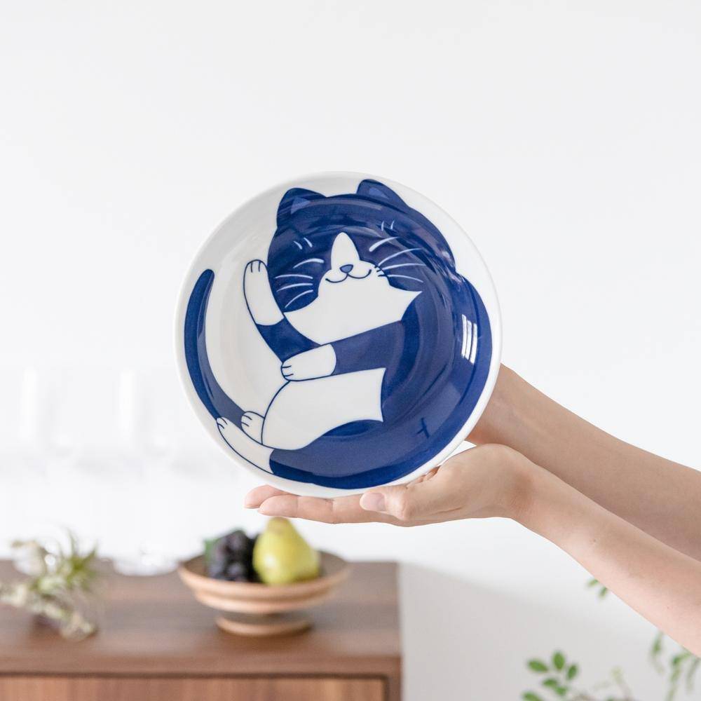 Neko Chigura Cat Mino Ware Round Plate - MUSUBI KILN - Quality Japanese Tableware and Gift