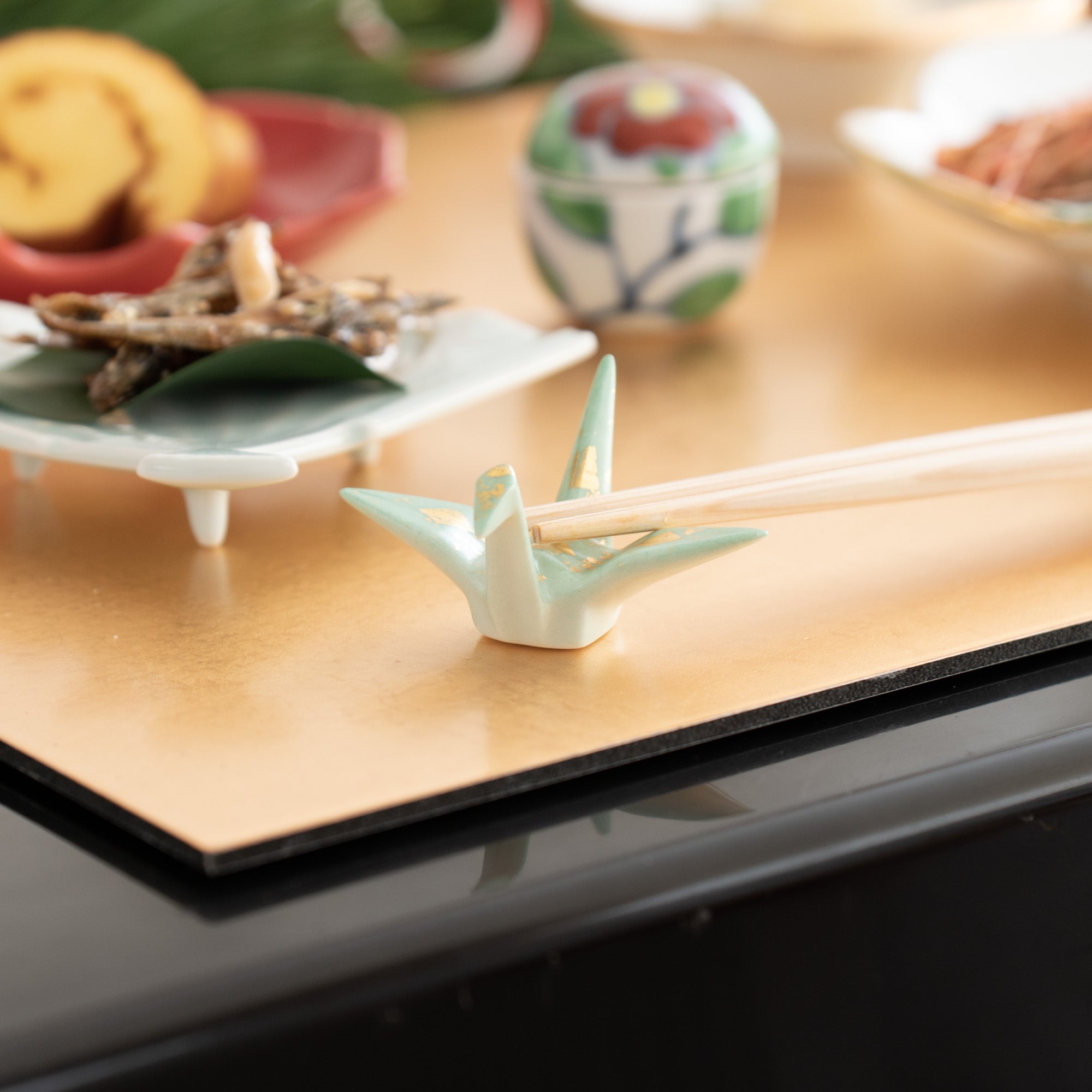 Origami Crane Kutani Chopstick Rest Set - MUSUBI KILN - Quality Japanese Tableware and Gift