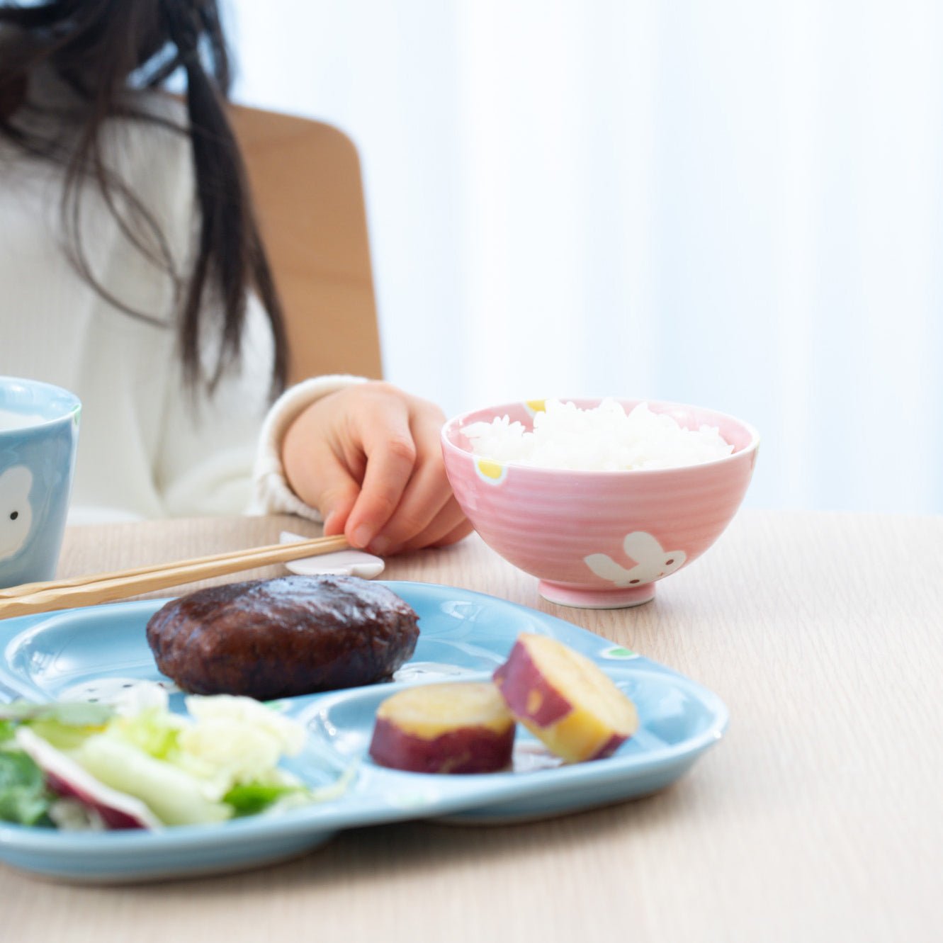 Cuenco de arroz japonés para niños con diseño de oso azul