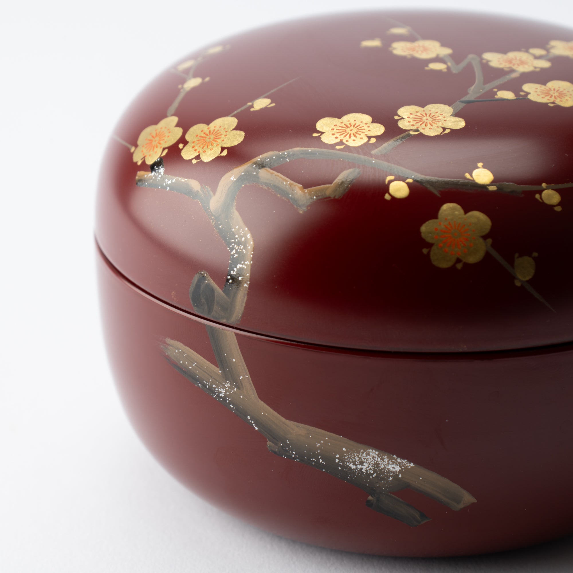 Plum Branch Maki - e Yamanaka Lacquerware Candy Box Small - MUSUBI KILN - Quality Japanese Tableware and Gift