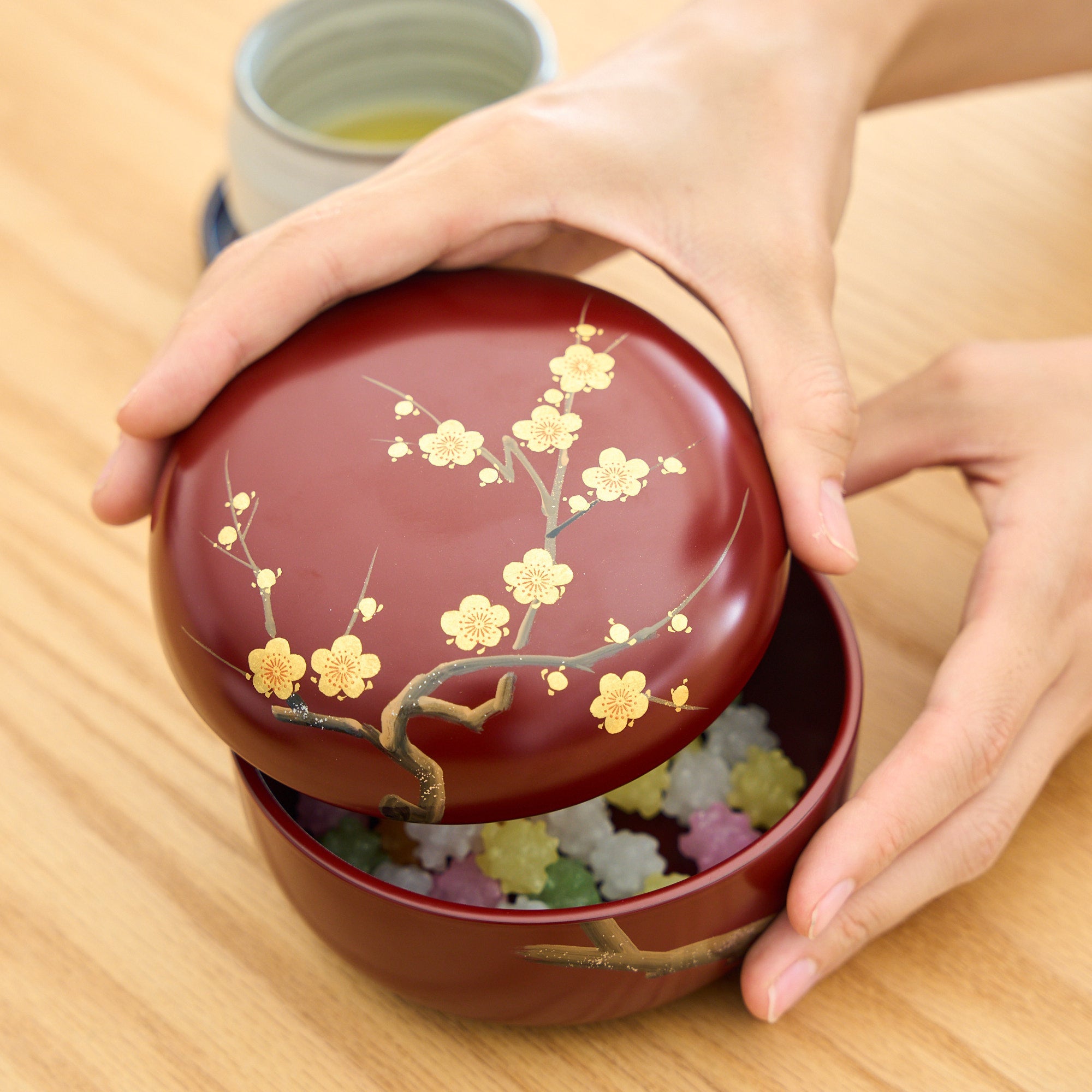 Plum Branch Maki - e Yamanaka Lacquerware Candy Box Small - MUSUBI KILN - Quality Japanese Tableware and Gift