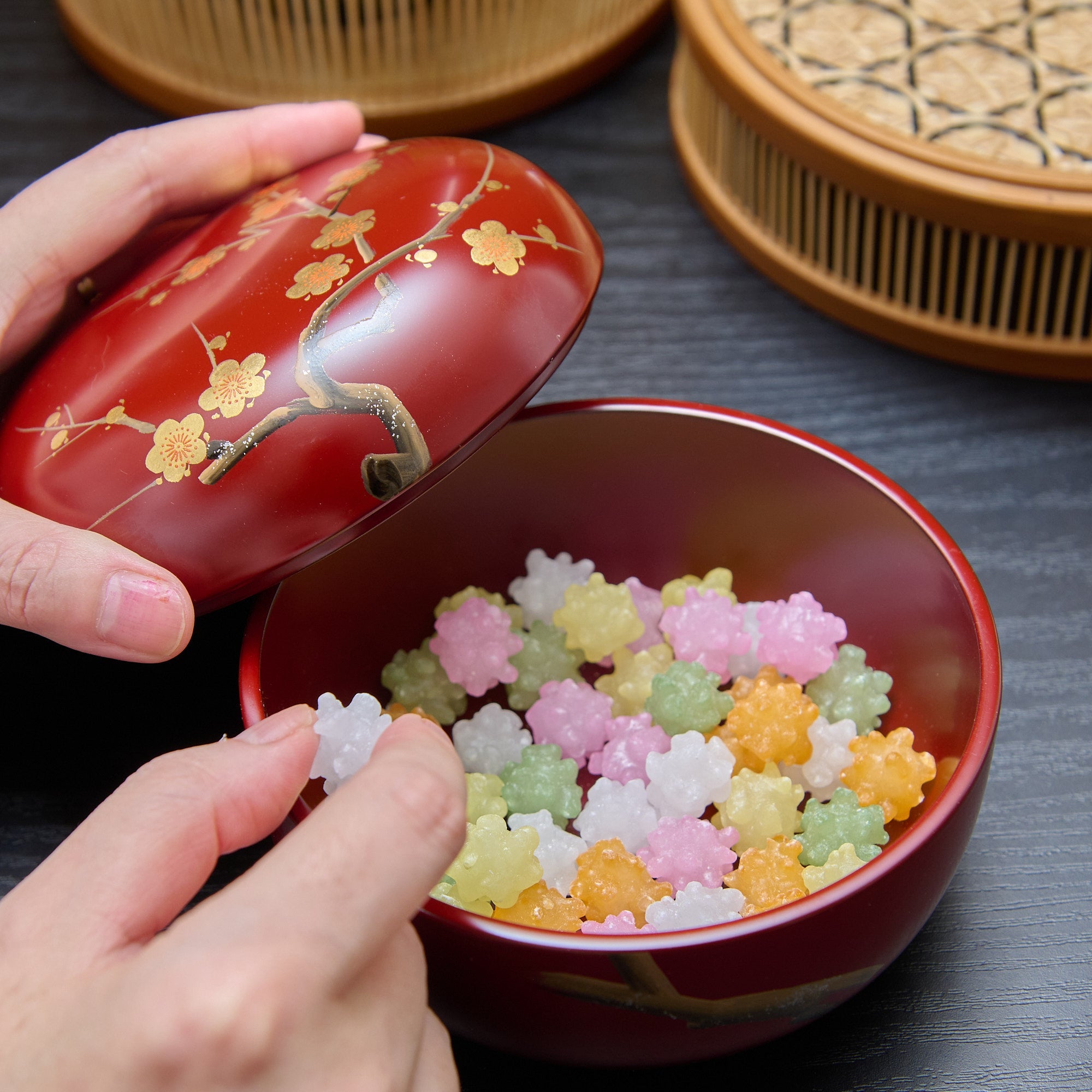 Plum Branch Maki - e Yamanaka Lacquerware Candy Box Small - MUSUBI KILN - Quality Japanese Tableware and Gift
